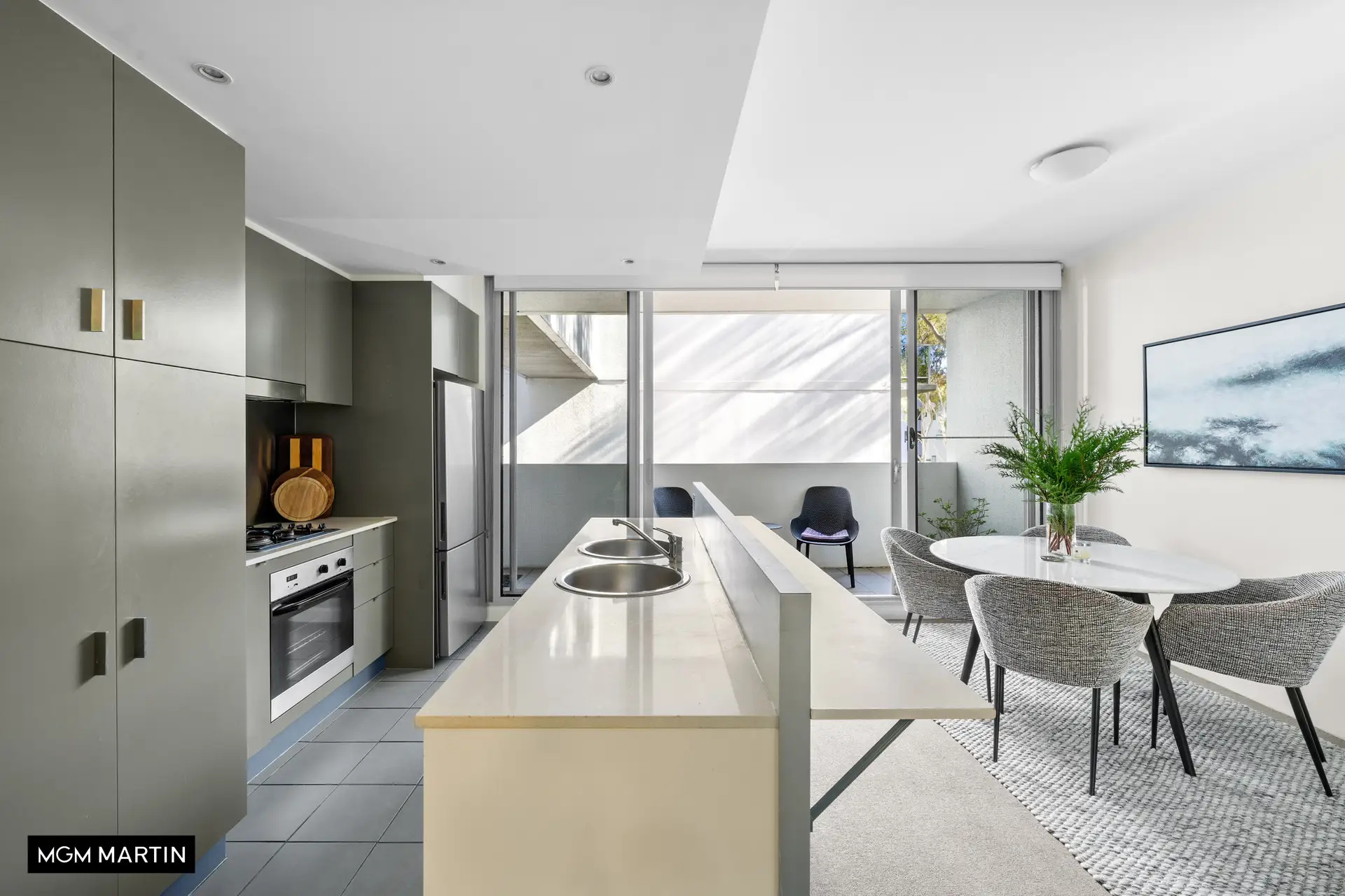 65/5B Victoria Park Parade, Zetland Sold by MGM Martin - image 1