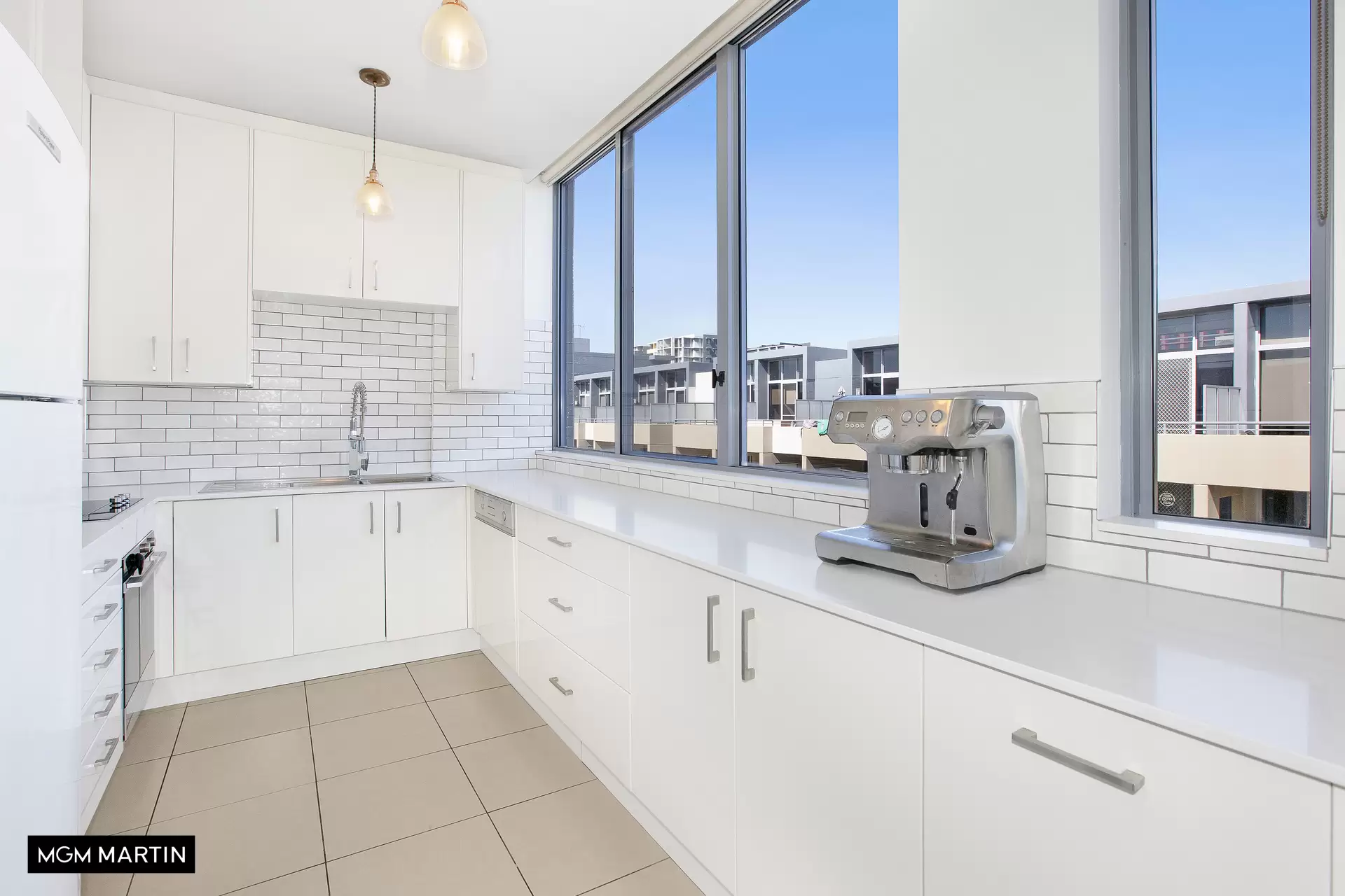 252/635 Gardeners Road, Mascot Sold by MGM Martin - image 1