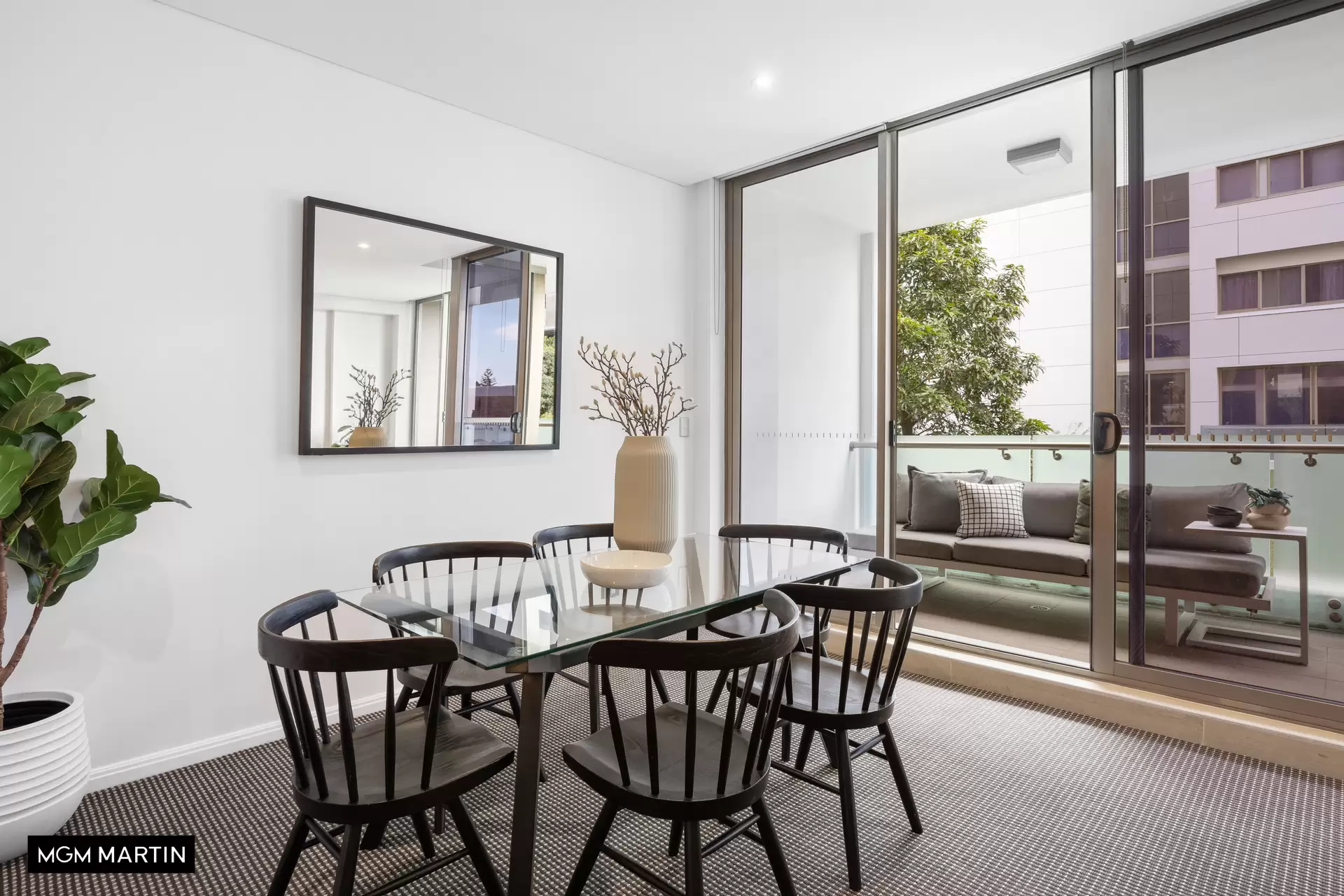 131/11 Victoria Park Parade, Zetland Sold by MGM Martin - image 1