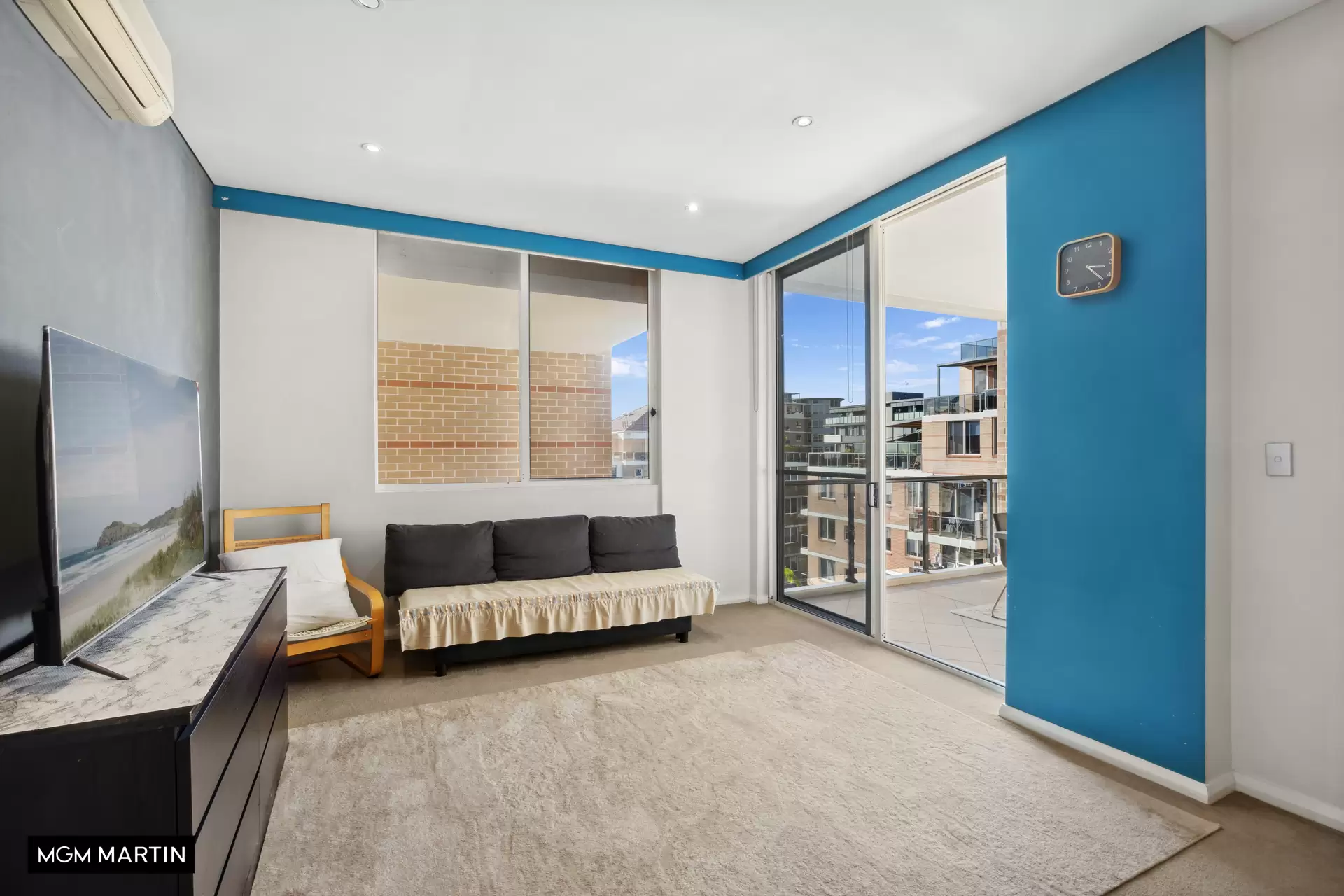 142/97 Bonar Street, Wolli Creek Sold by MGM Martin - image 1