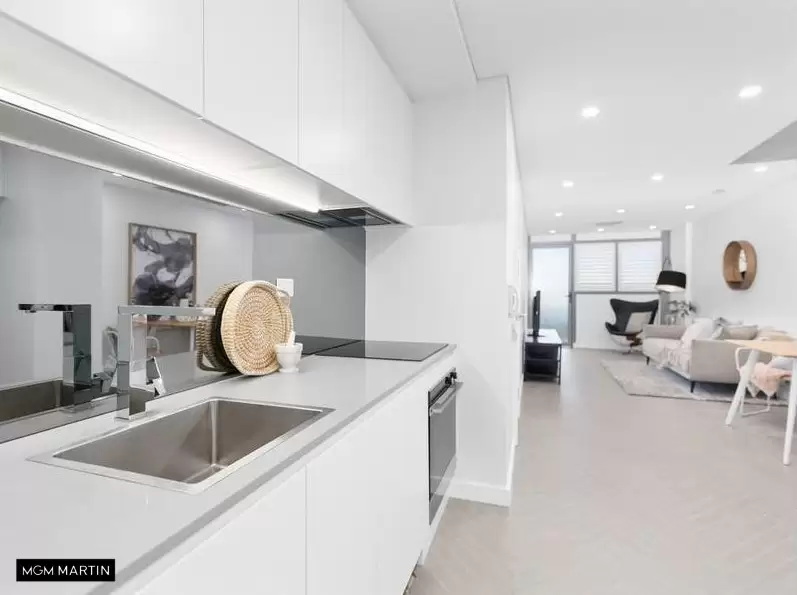 G20/11A Lachlan Street, Waterloo Leased by MGM Martin - image 1