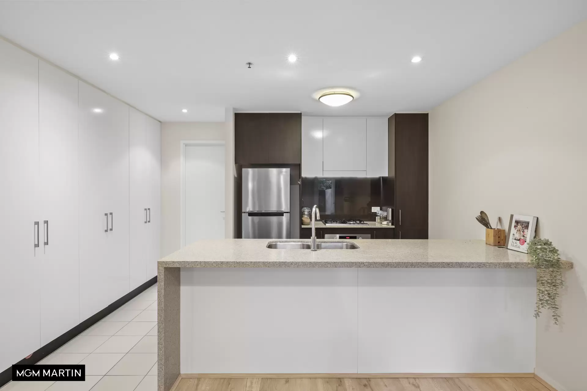 G07/5 O'Dea Avenue, Zetland Leased by MGM Martin - image 1
