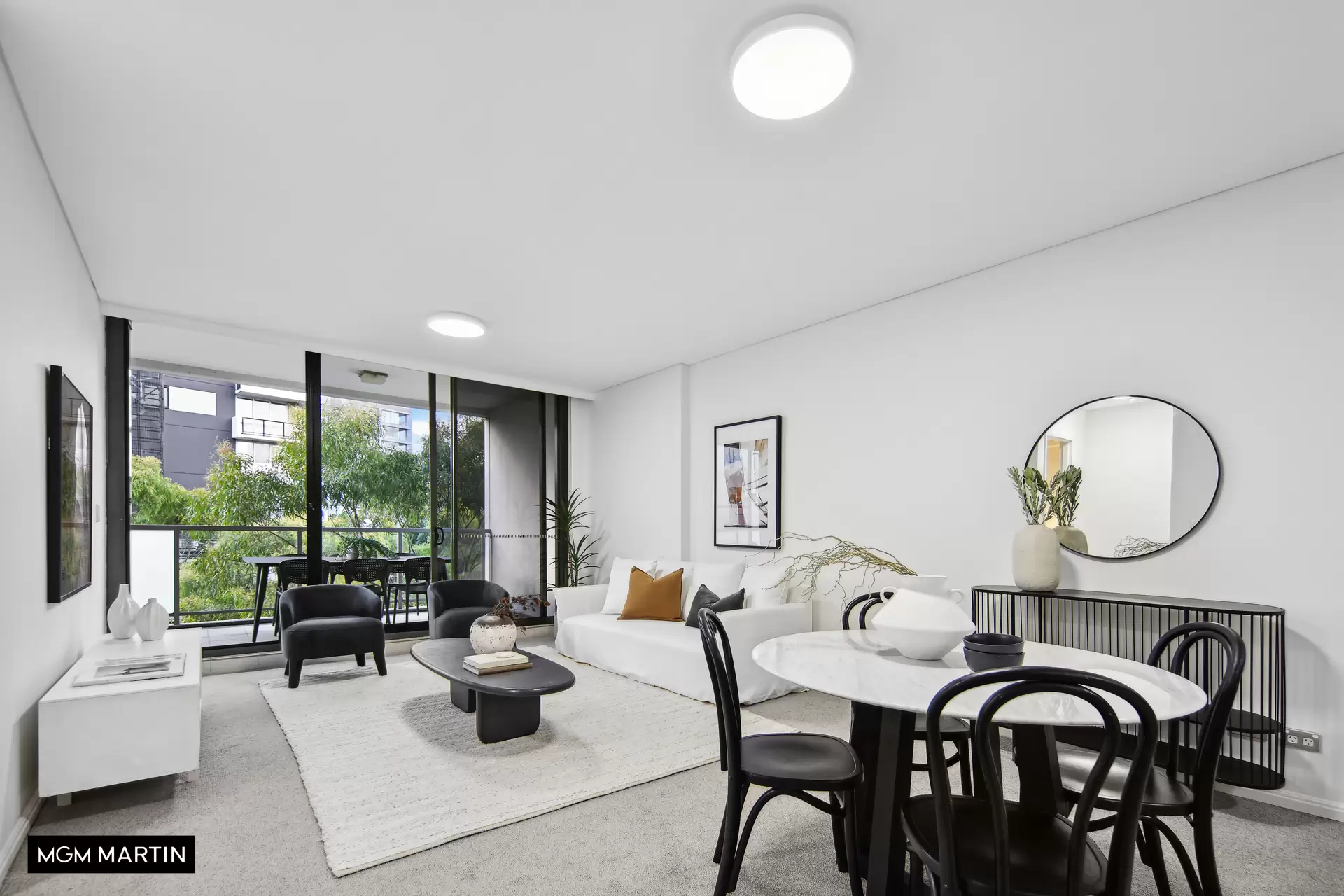 625/5 Defries Avenue, Zetland Sold by MGM Martin - image 1