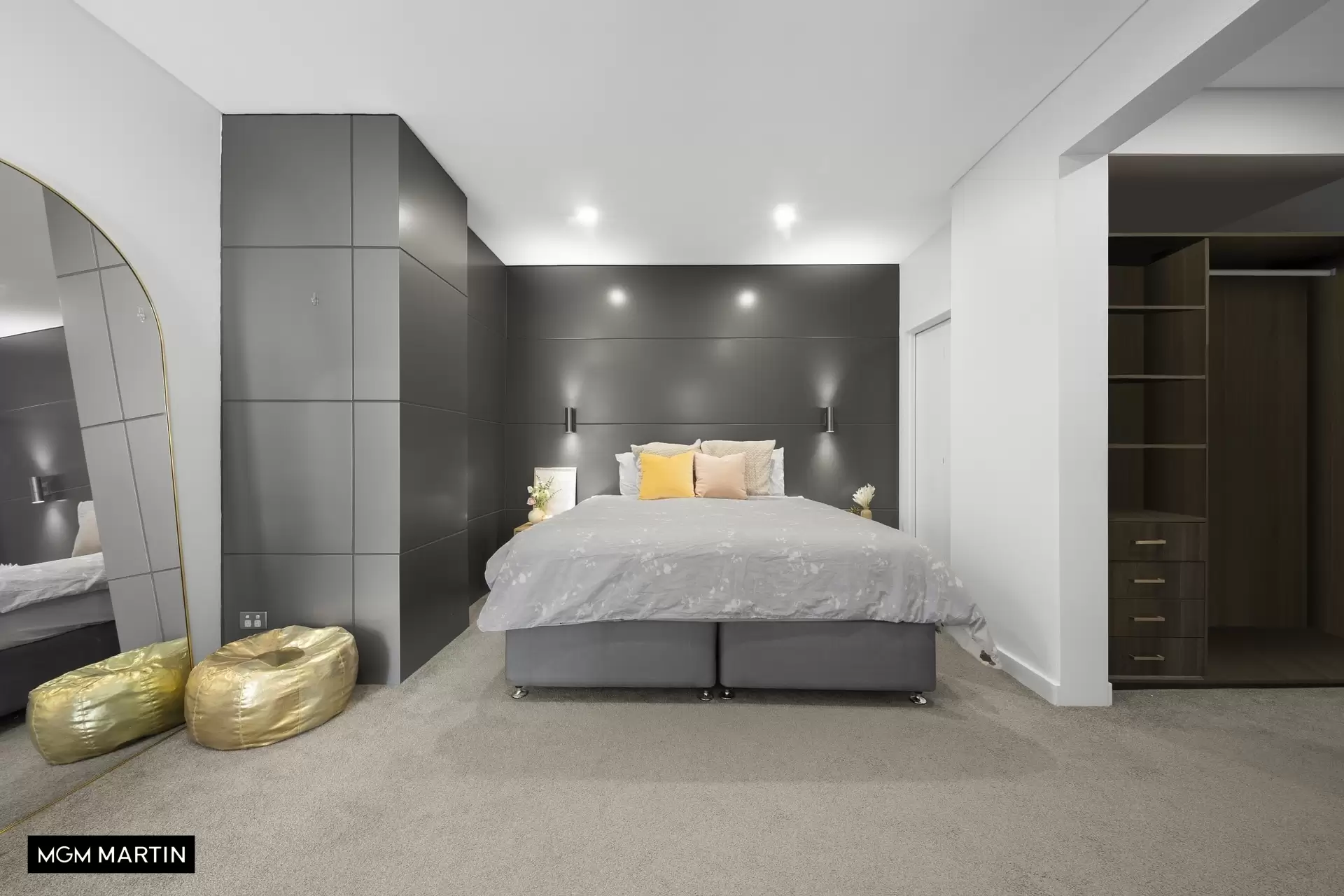 65/7 Broome Street, Waterloo Sold by MGM Martin - image 1