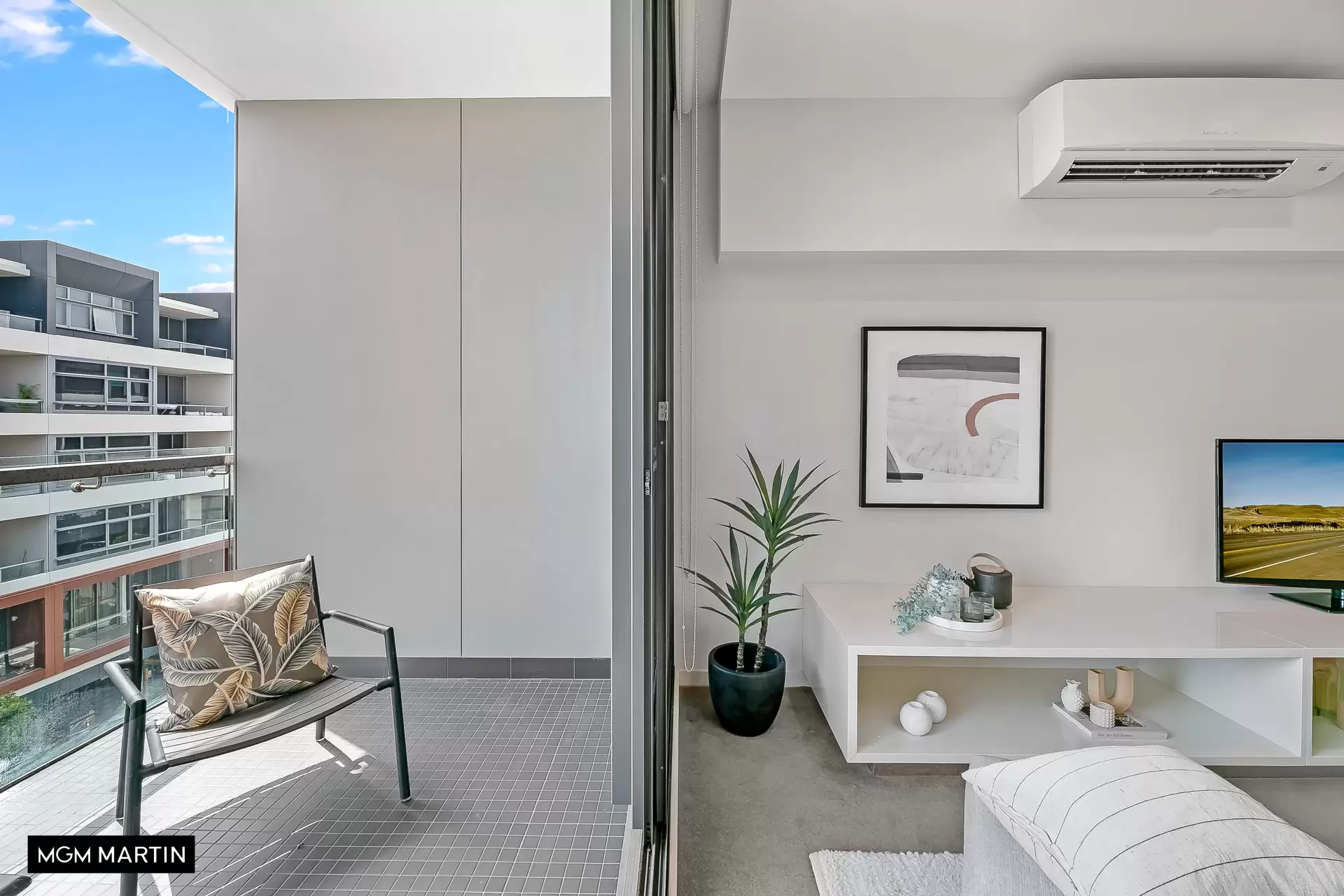 410/9 Archibald Avenue, Waterloo Sold by MGM Martin - image 1