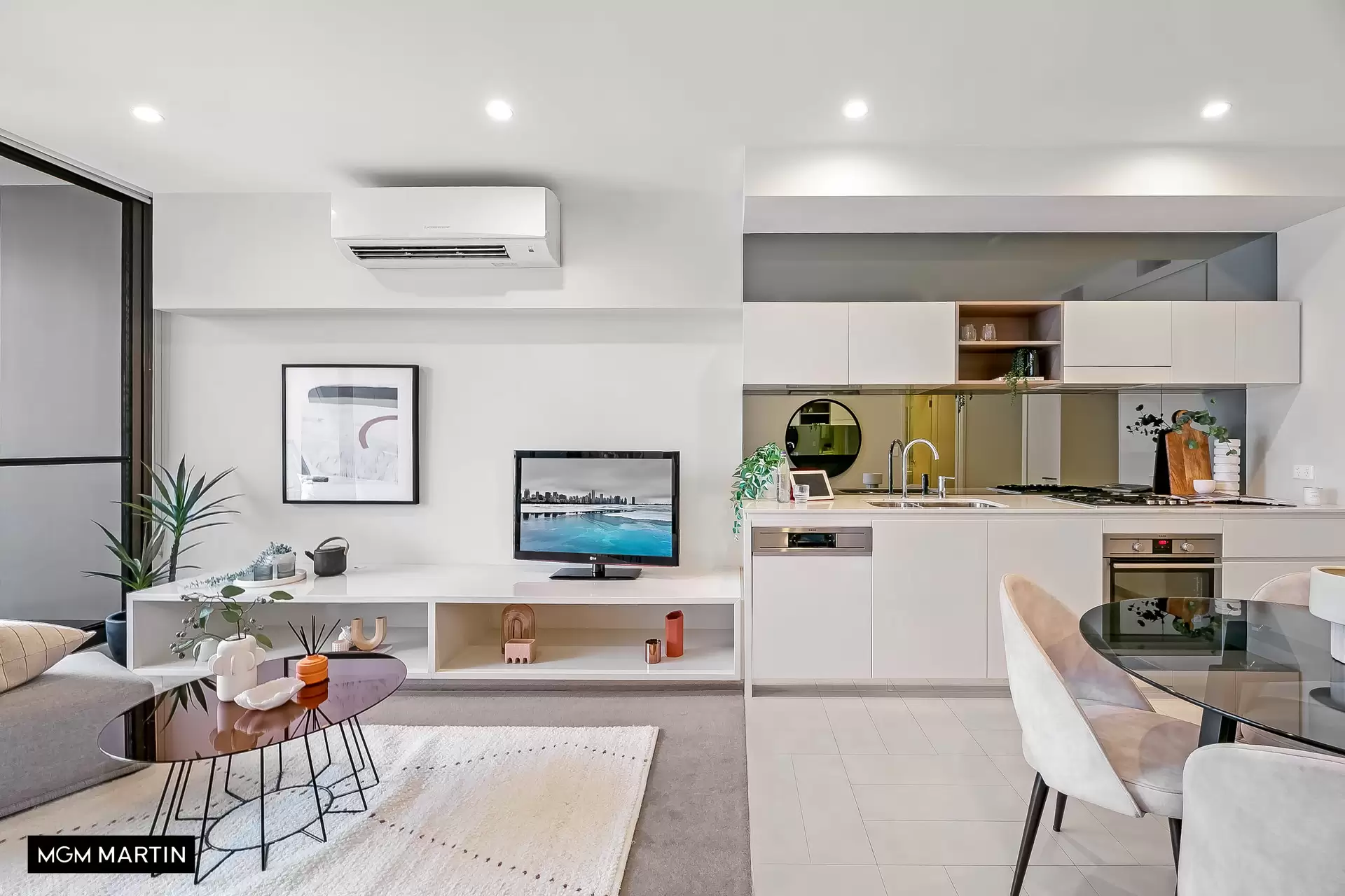 410/9 Archibald Avenue, Waterloo Sold by MGM Martin - image 1