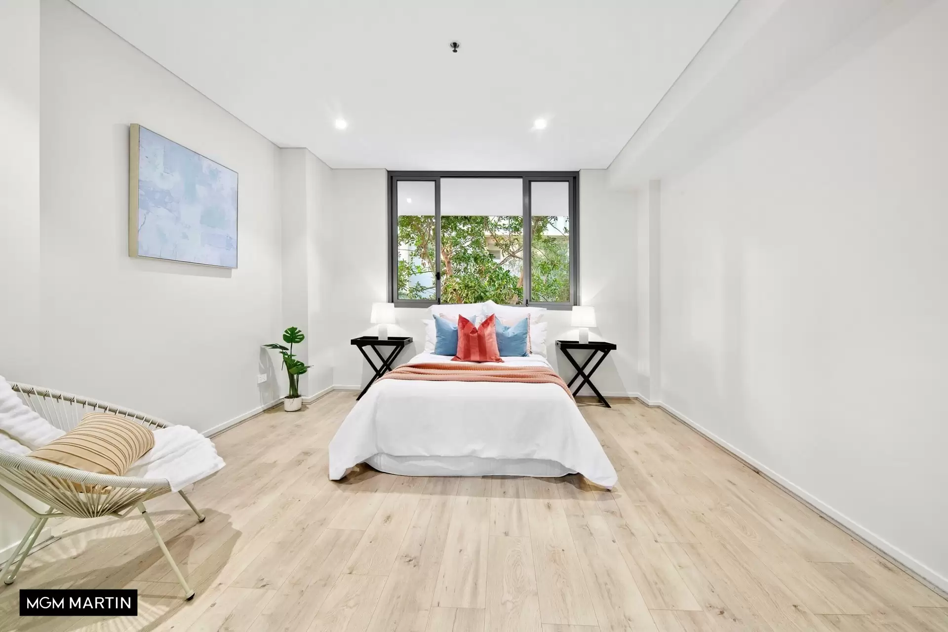 301B/8 Bourke Street, Mascot Sold by MGM Martin - image 1