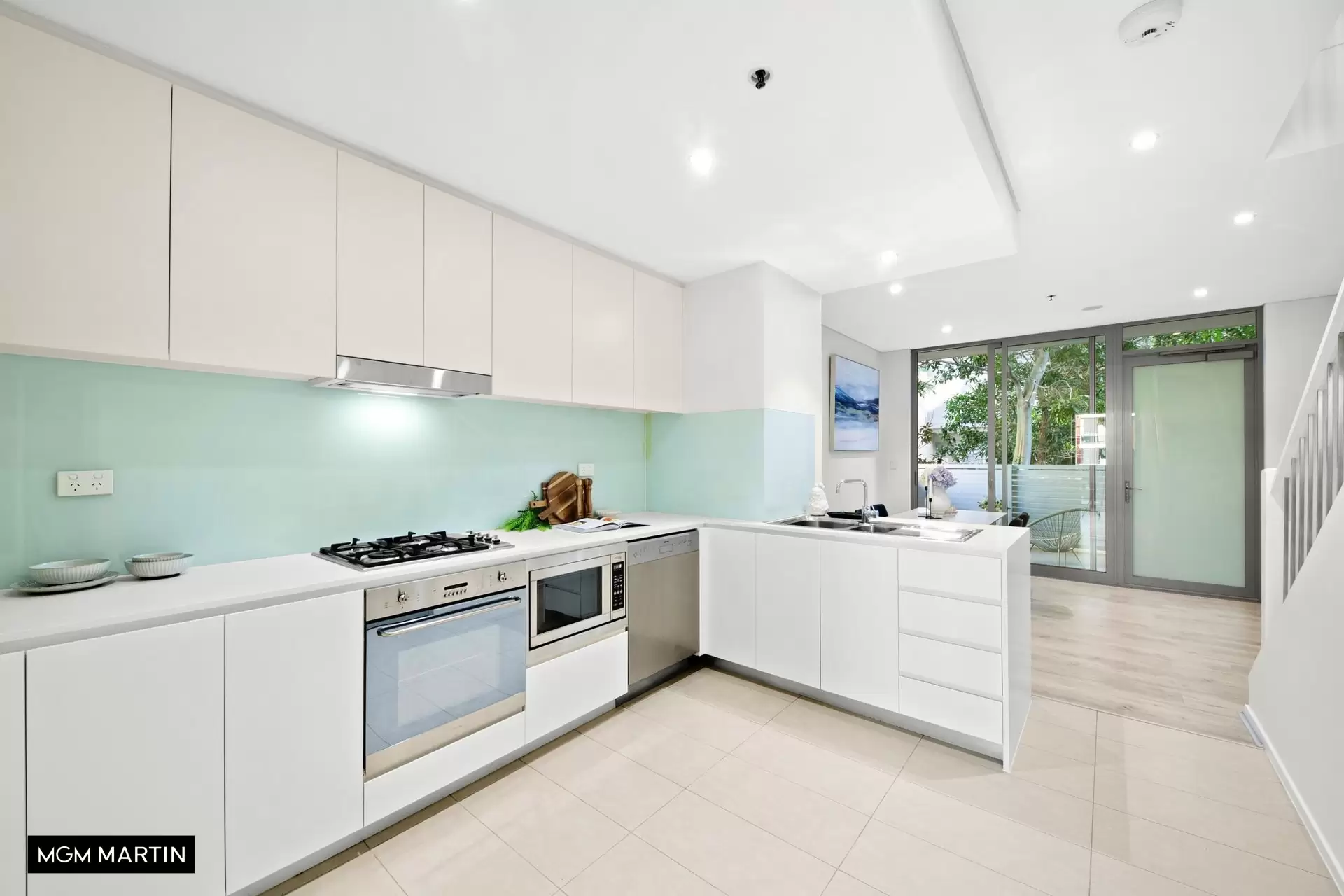 301B/8 Bourke Street, Mascot Sold by MGM Martin - image 1