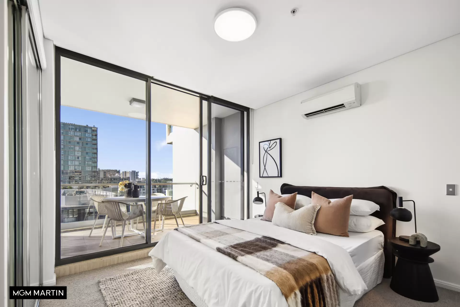 1128/20 Gadigal Avenue, Zetland Sold by MGM Martin - image 1