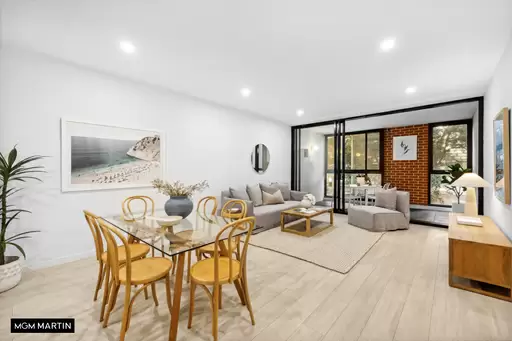 1101/1 Grandstand Parade, Zetland Sold by MGM Martin