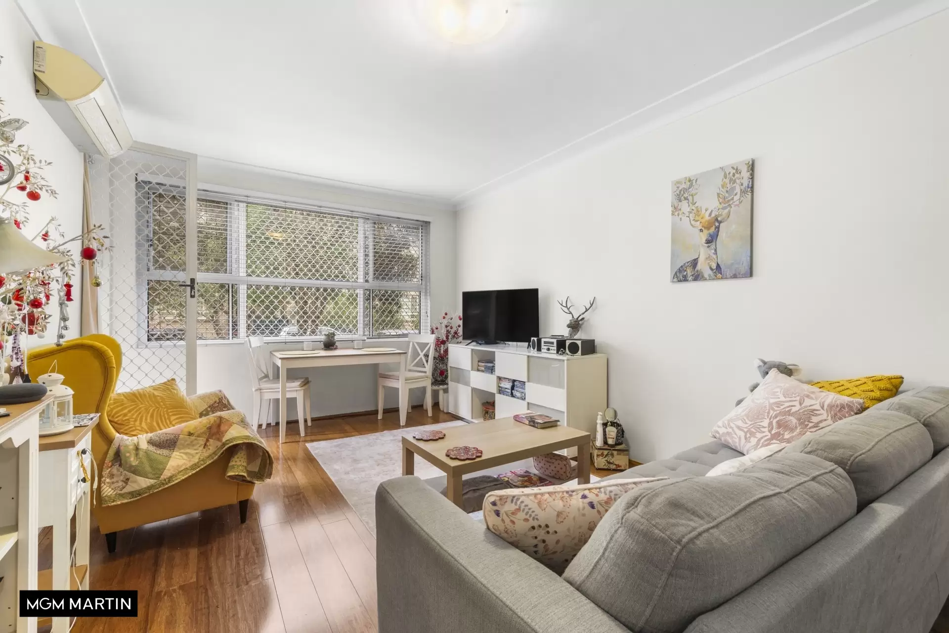 17/1 Gray Crescent, Eastlakes Sold by MGM Martin - image 1