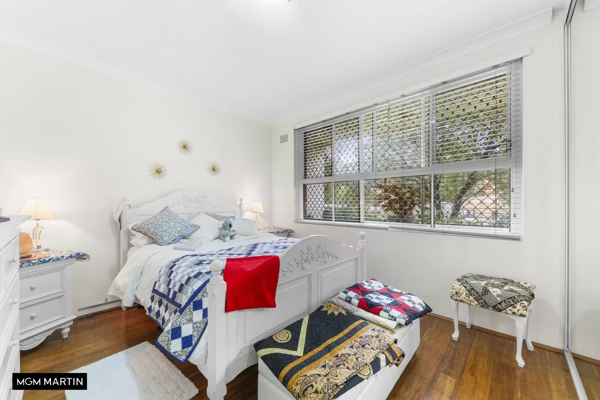 17/1 Gray Crescent, Eastlakes Sold by MGM Martin - image 1