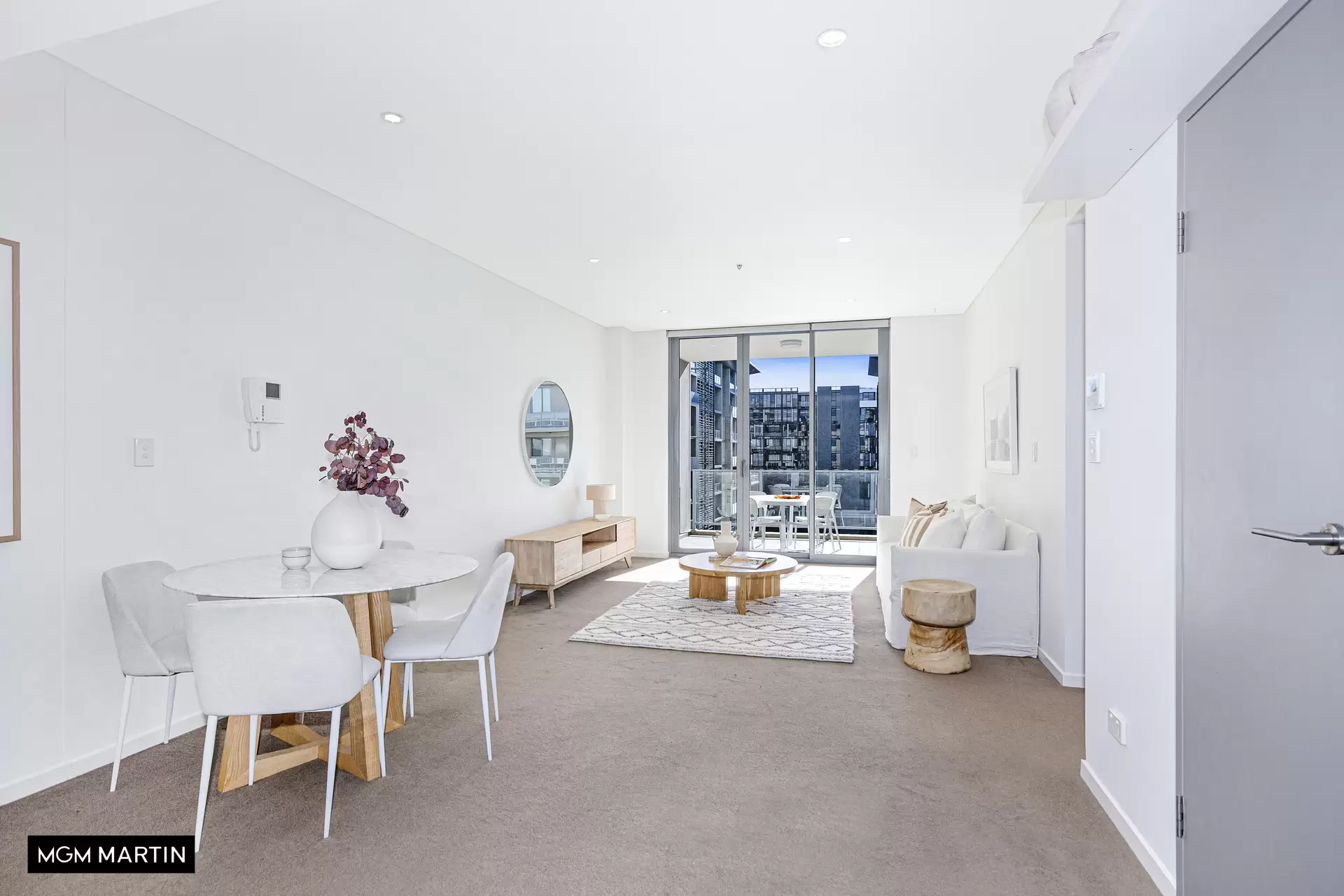 908C/8 Bourke Street, Mascot Sold by MGM Martin - image 1