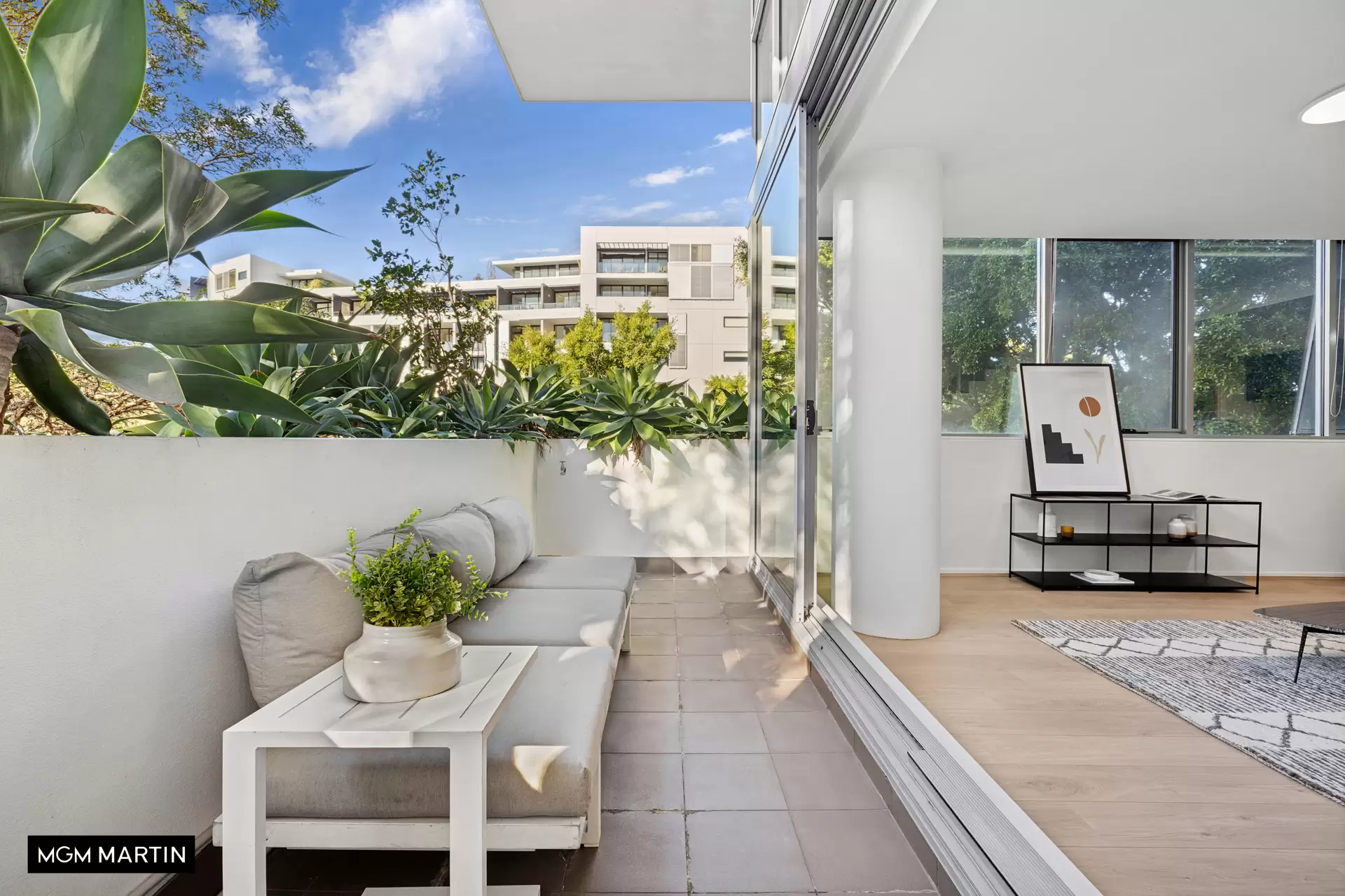423/5 O'Dea Avenue, Zetland Sold by MGM Martin - image 1