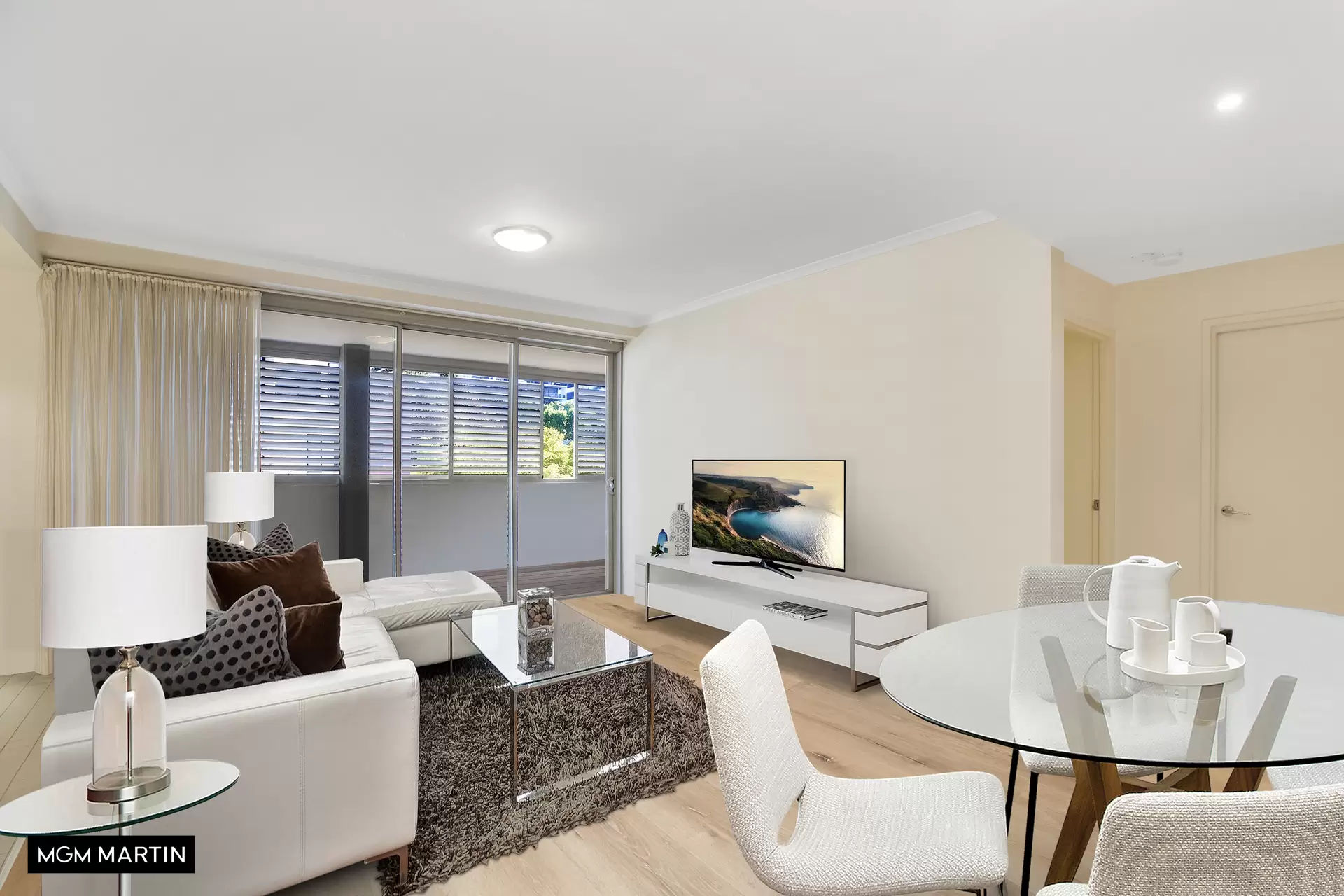29/4 Grandstand Parade, Zetland Leased by MGM Martin - image 1
