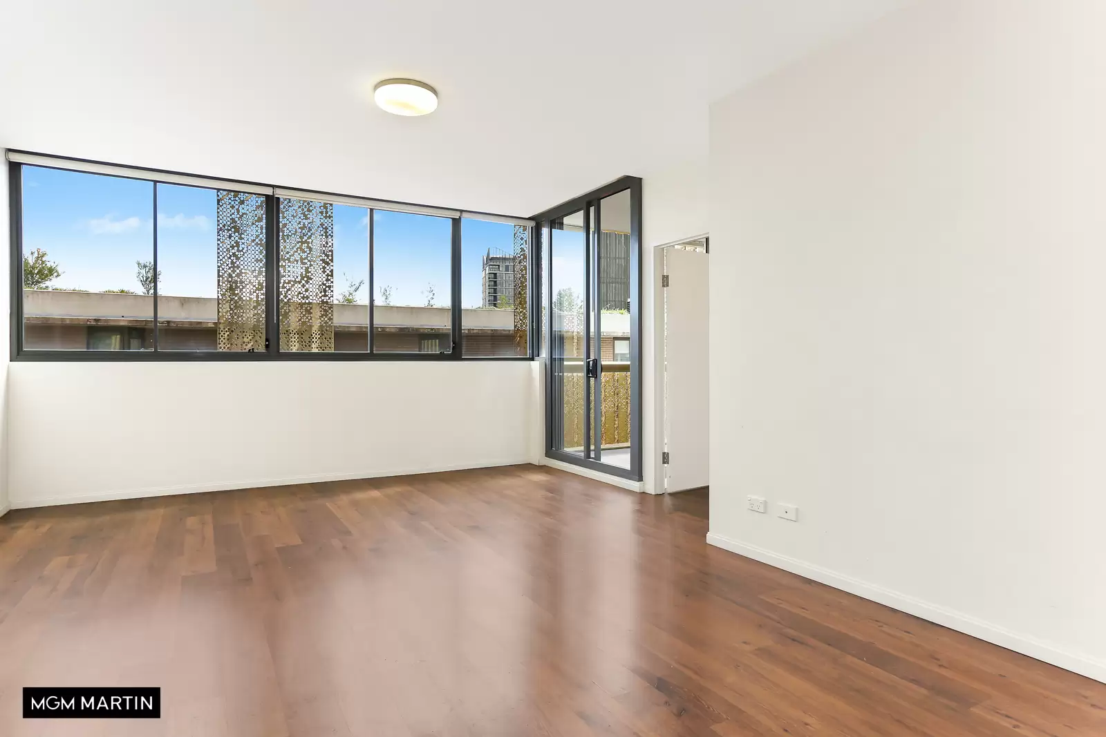 713/17 Gadigal Avenue, Zetland Leased by MGM Martin - image 1