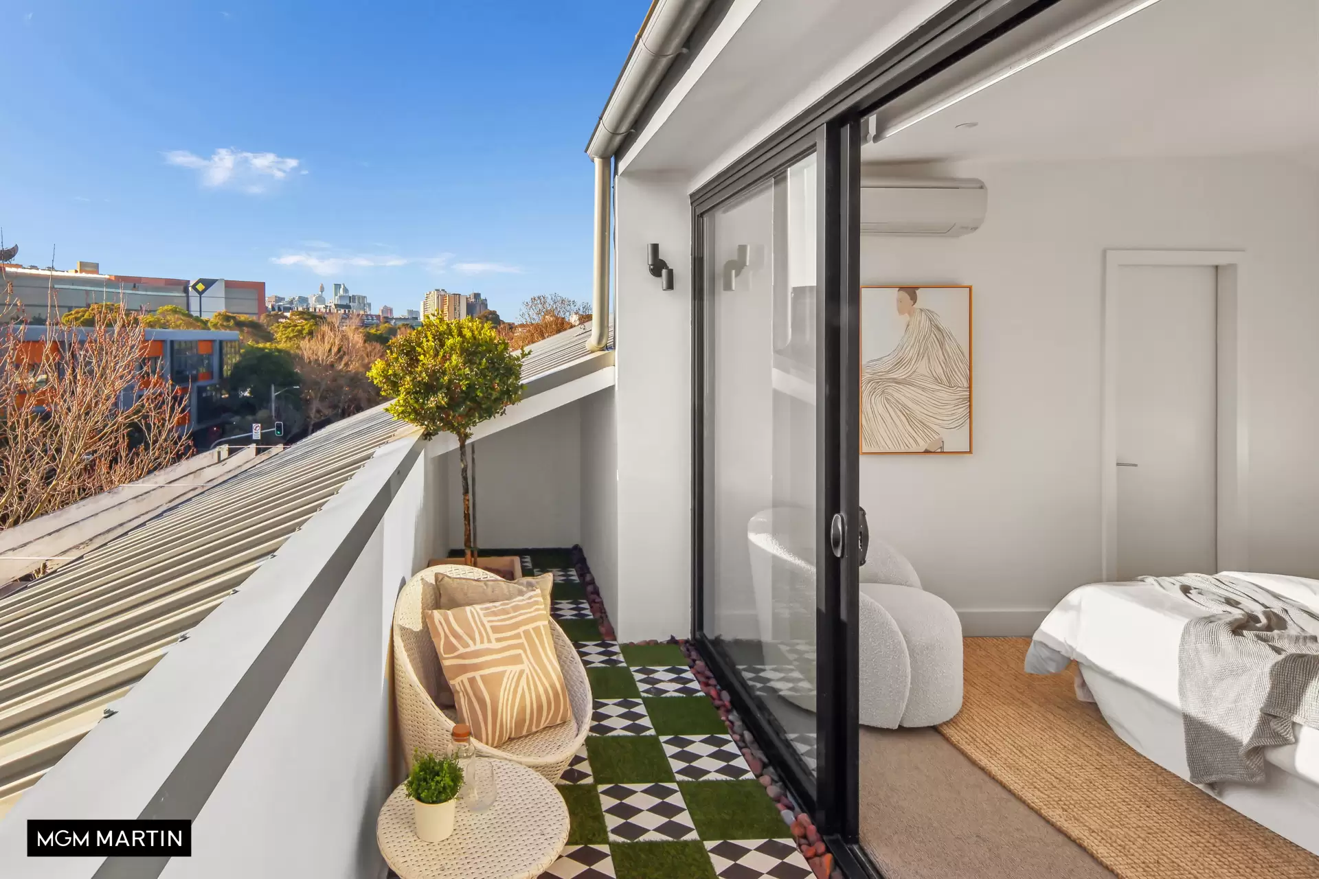 302/74 Mitchell Road, Alexandria Sold by MGM Martin - image 1