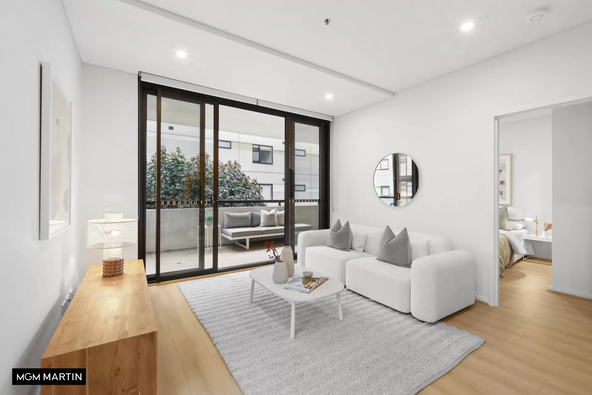 305/3 George Julius Avenue, Zetland Sold by MGM Martin - image 1