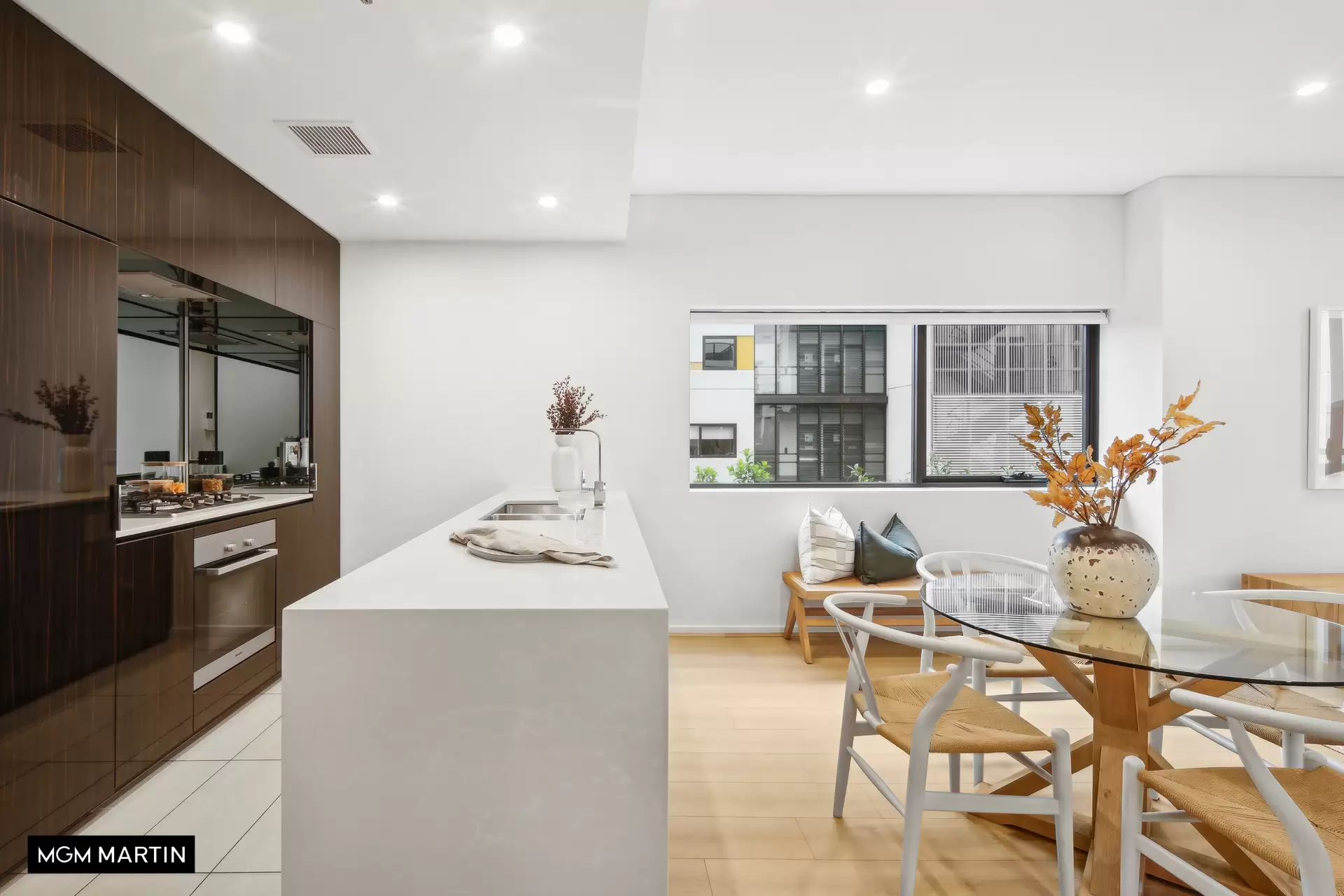 305/3 George Julius Avenue, Zetland Sold by MGM Martin - image 1