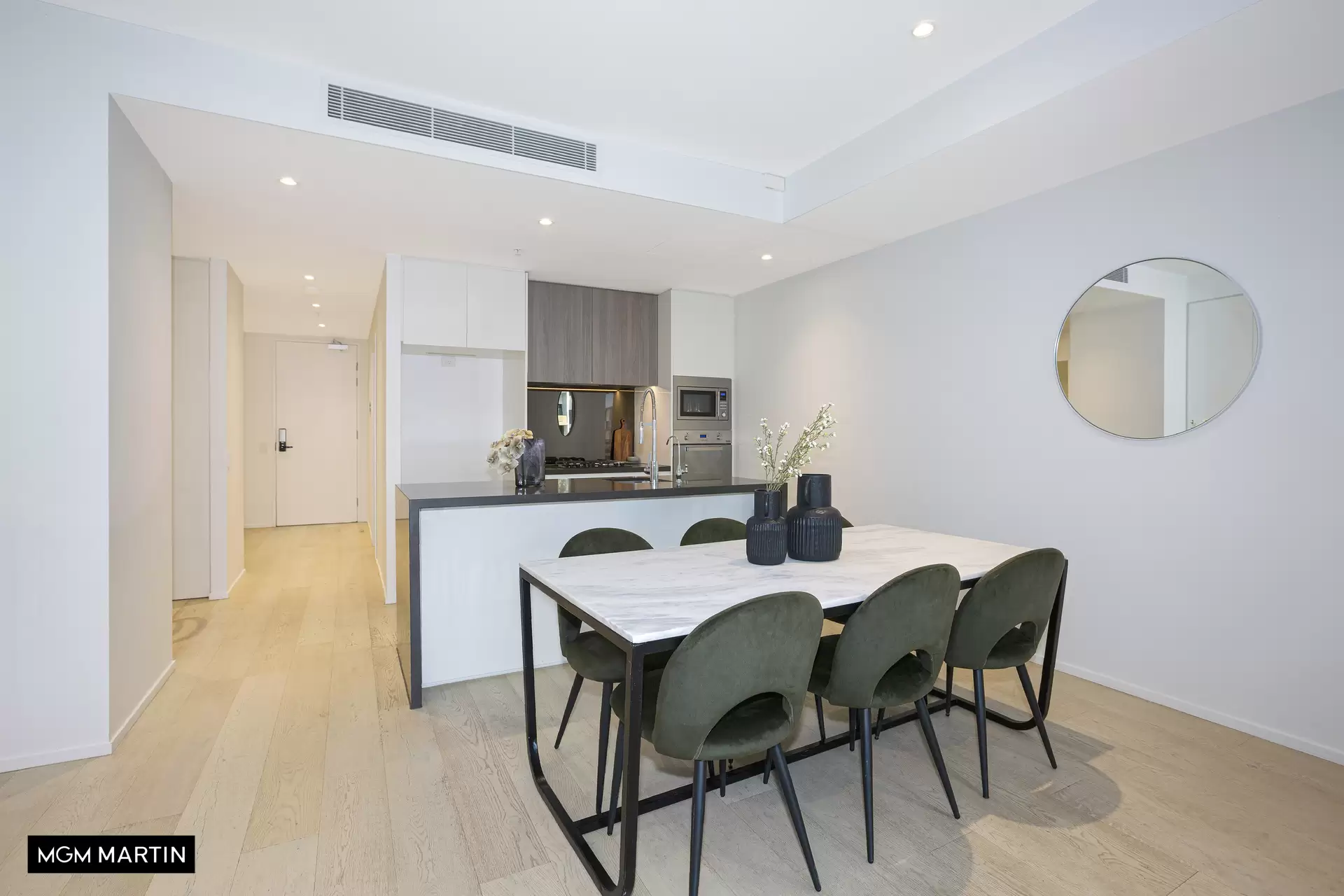 207/6 Galloway Street, Mascot Sold by MGM Martin - image 1