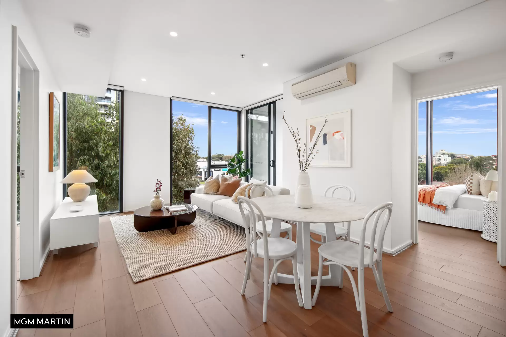 877/2 Cooper Place, Zetland Sold by MGM Martin - image 1