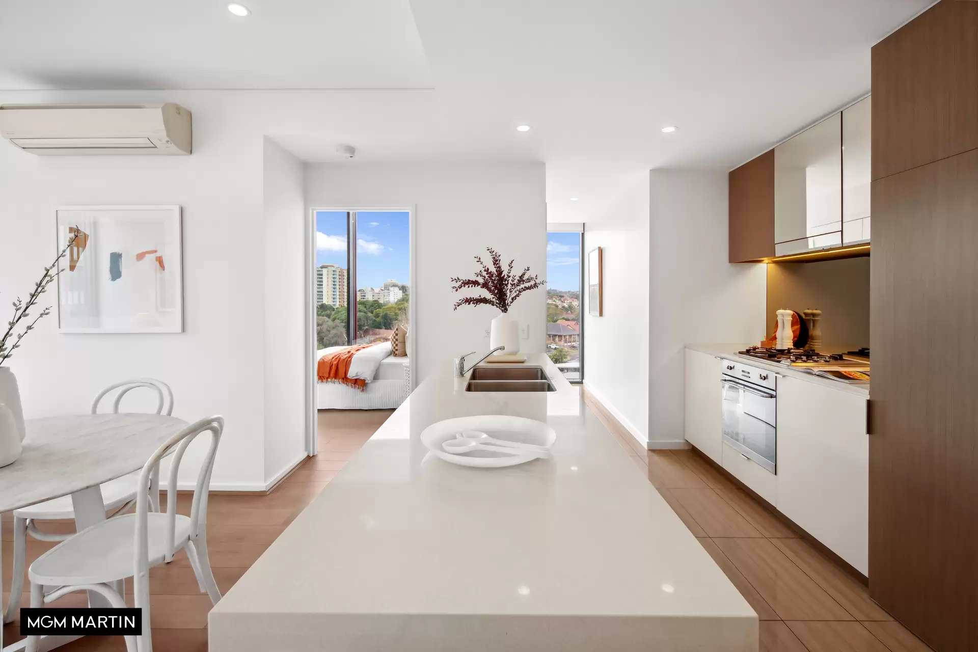 877/2 Cooper Place, Zetland Sold by MGM Martin - image 1