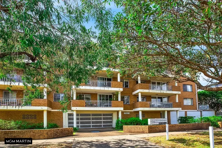 6/39 Kennedy Street, Kingsford Leased by MGM Martin - image 1