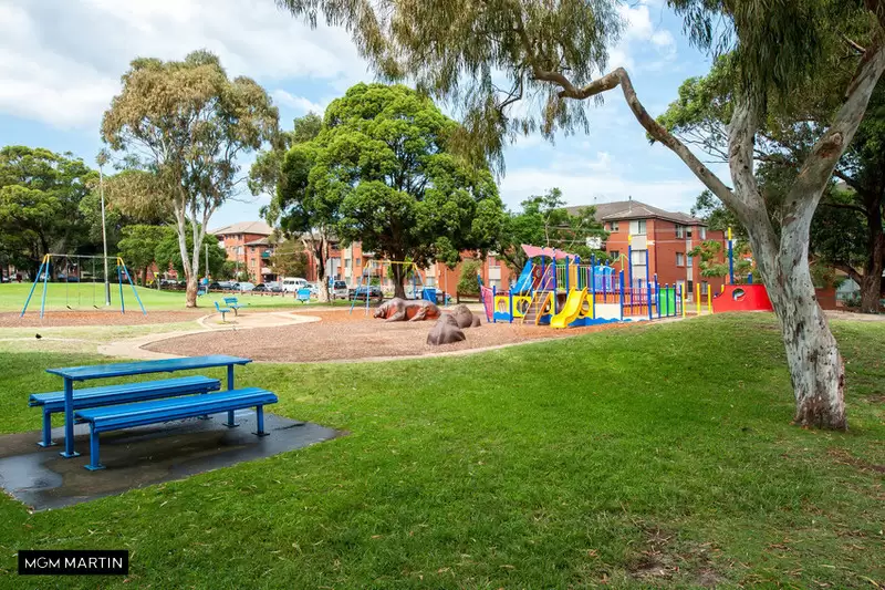 12/281 Gardeners Road, Eastlakes Sold by MGM Martin - image 1