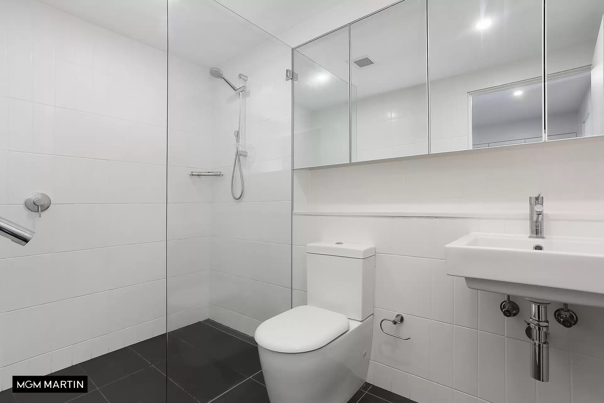 27/6 Wolseley Grove, Zetland Leased by MGM Martin - image 1