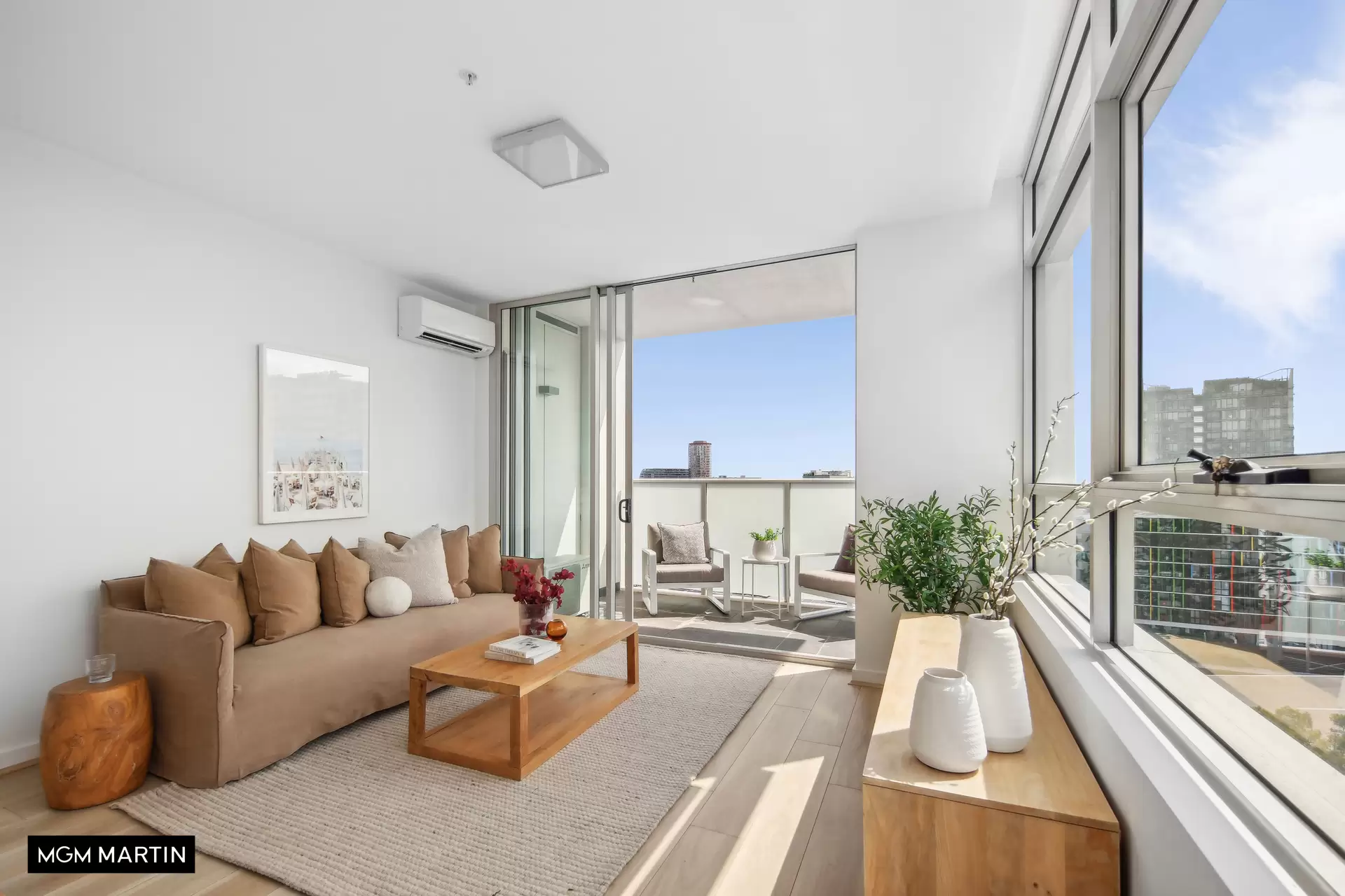 1301/15 Gadigal Avenue, Zetland Sold by MGM Martin - image 1