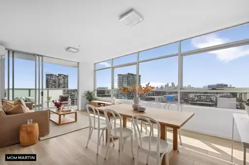 1301/15 Gadigal Avenue, Zetland Sold by MGM Martin