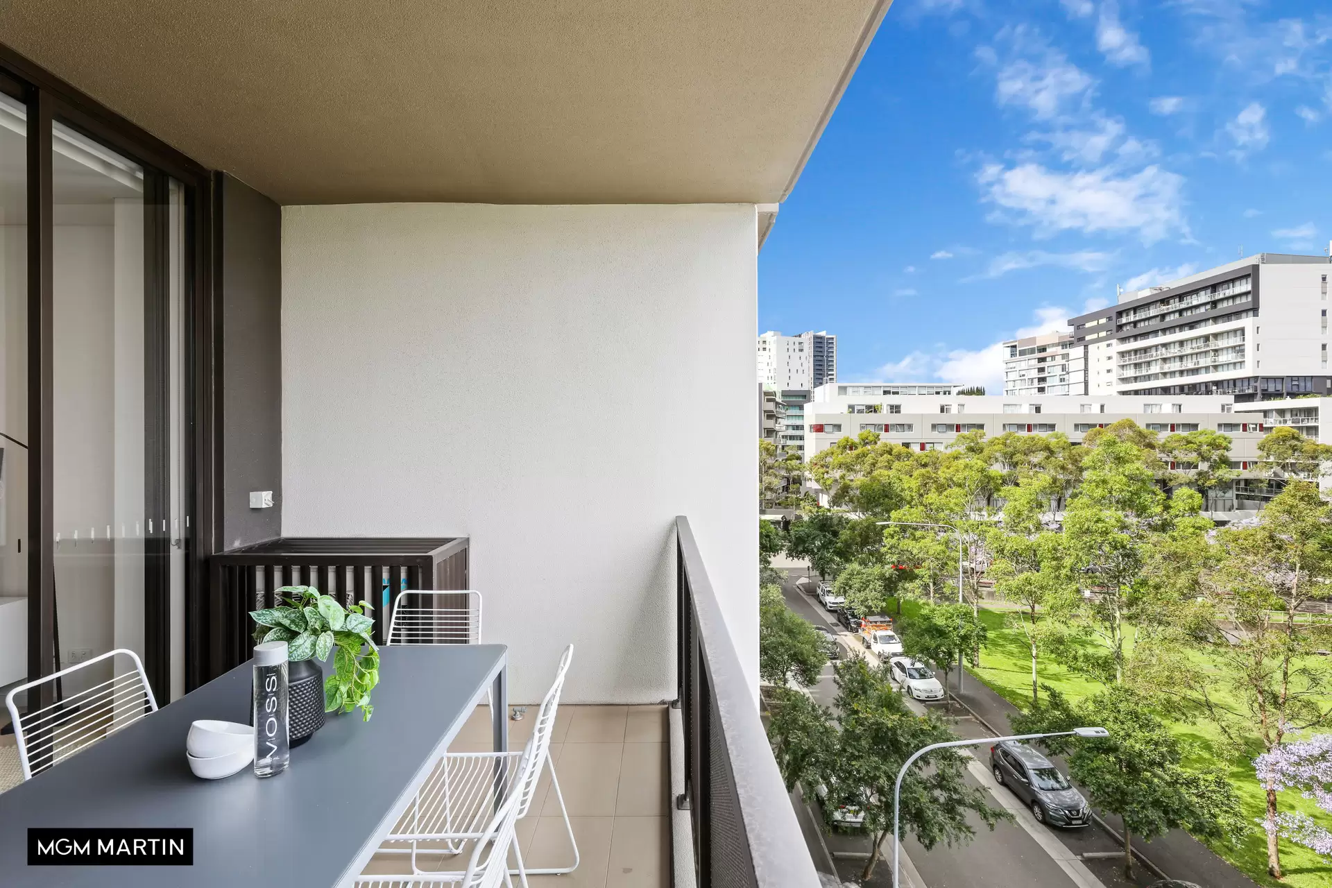 509/1 George Julius Avenue, Zetland Leased by MGM Martin - image 1