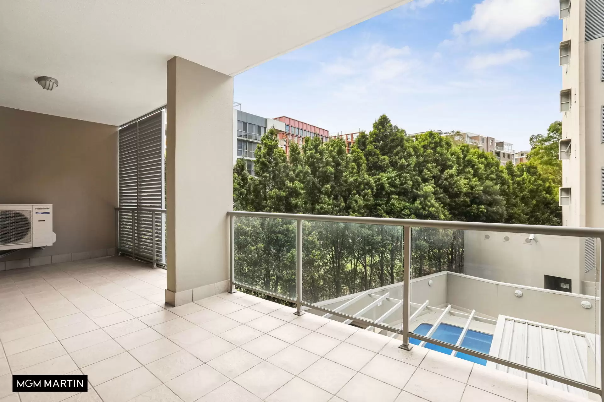 215/149-161 O'Riordan Street, Mascot Leased by MGM Martin - image 1