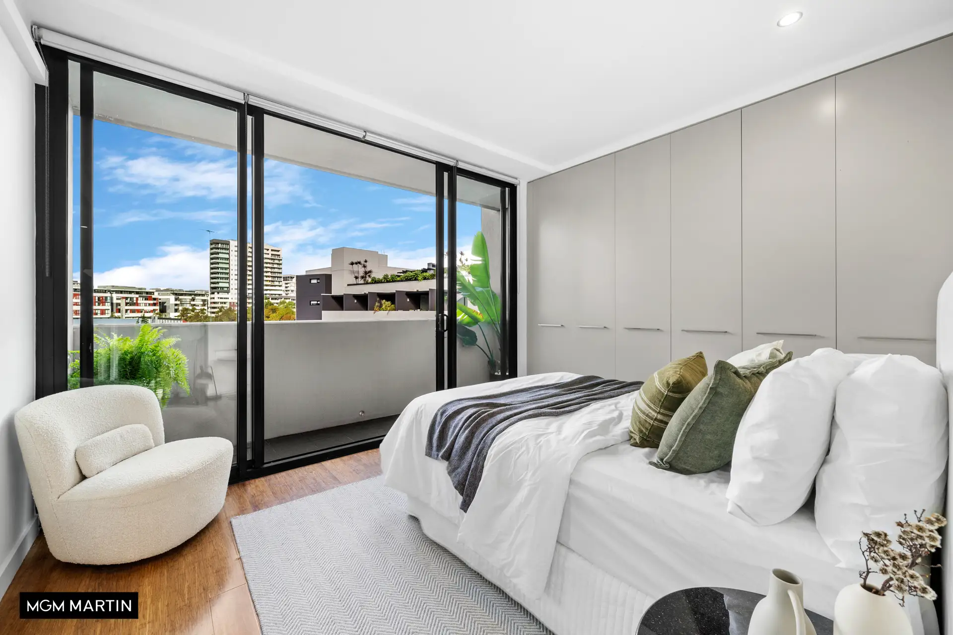 2709/98 Joynton Avenue, Zetland Sold by MGM Martin - image 1