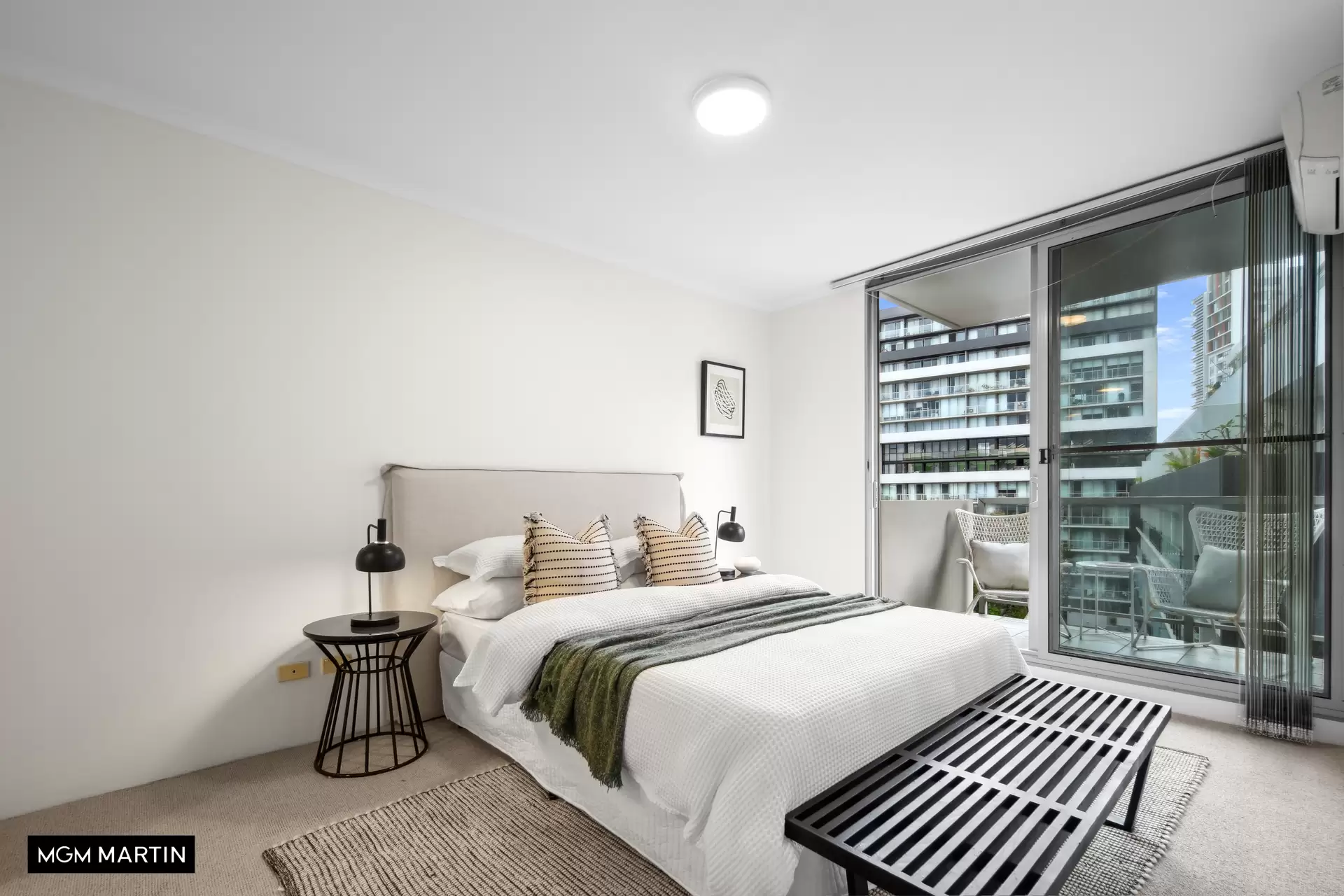 59/2 Hutchinson Walk, Zetland Sold by MGM Martin - image 1