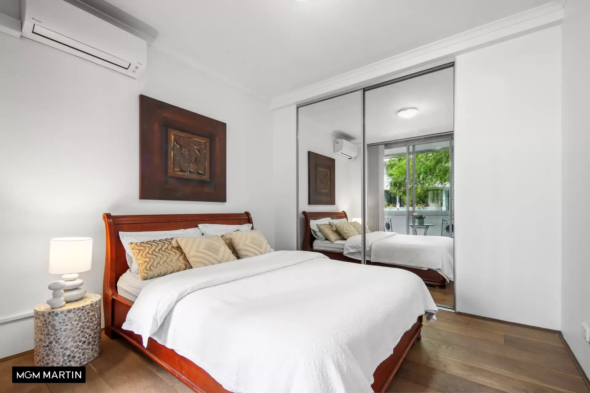1/11 Grandstand Parade, Zetland Sold by MGM Martin - image 1