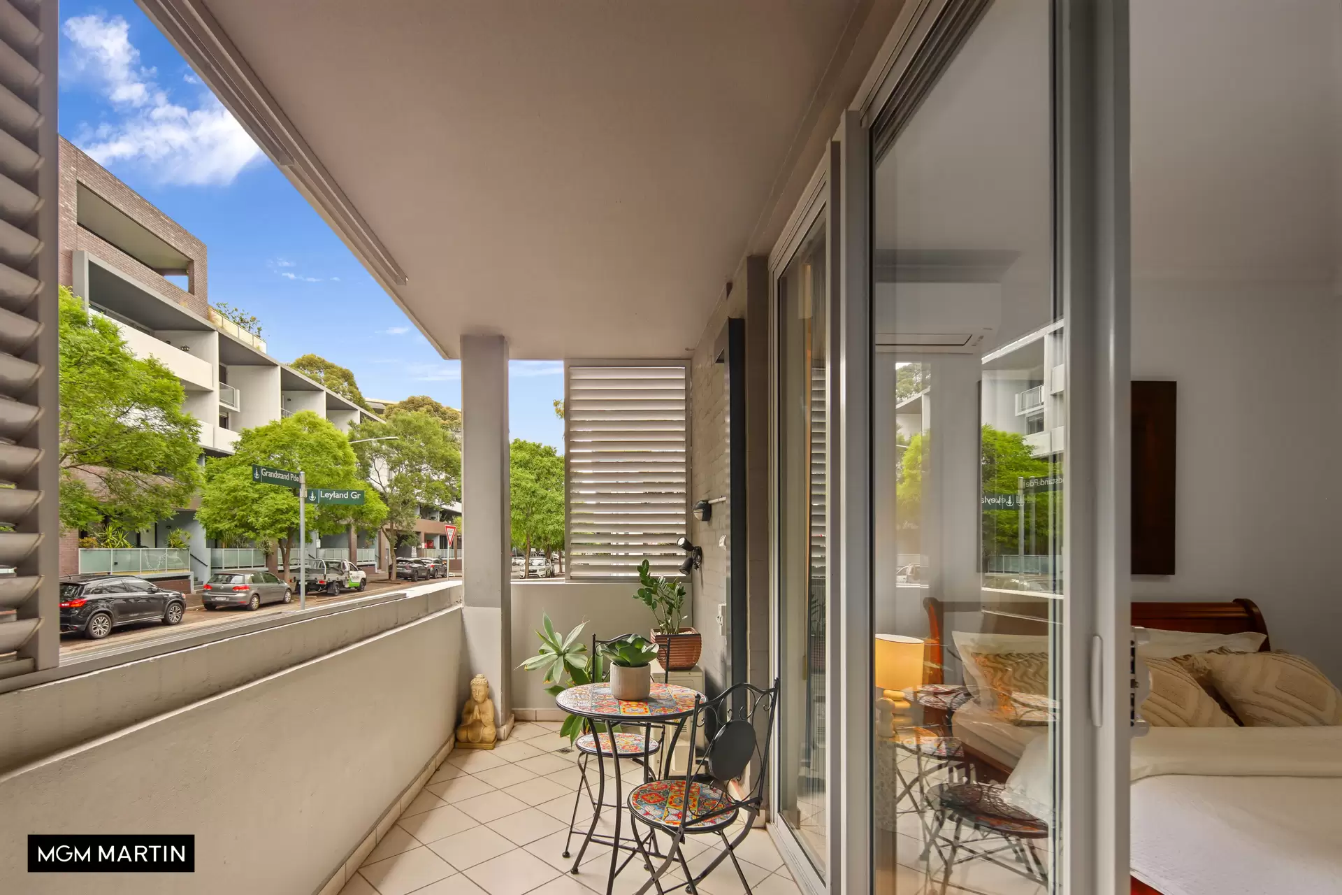 1/11 Grandstand Parade, Zetland Sold by MGM Martin - image 1
