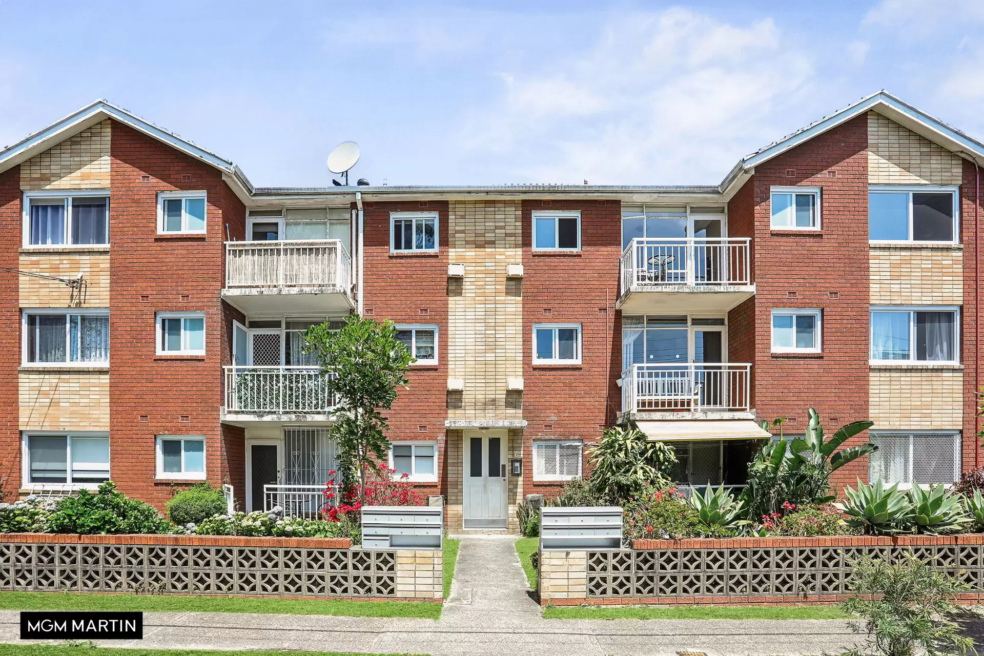 5/6 Barber Avenue, Eastlakes Leased by MGM Martin - image 1