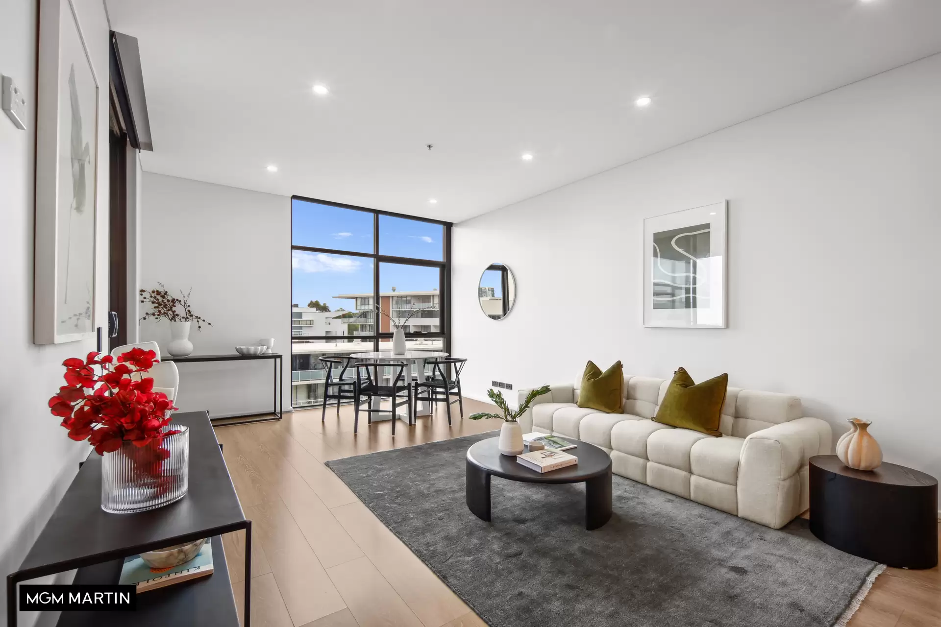 727/2 Kirby Walk, Zetland Sold by MGM Martin - image 1