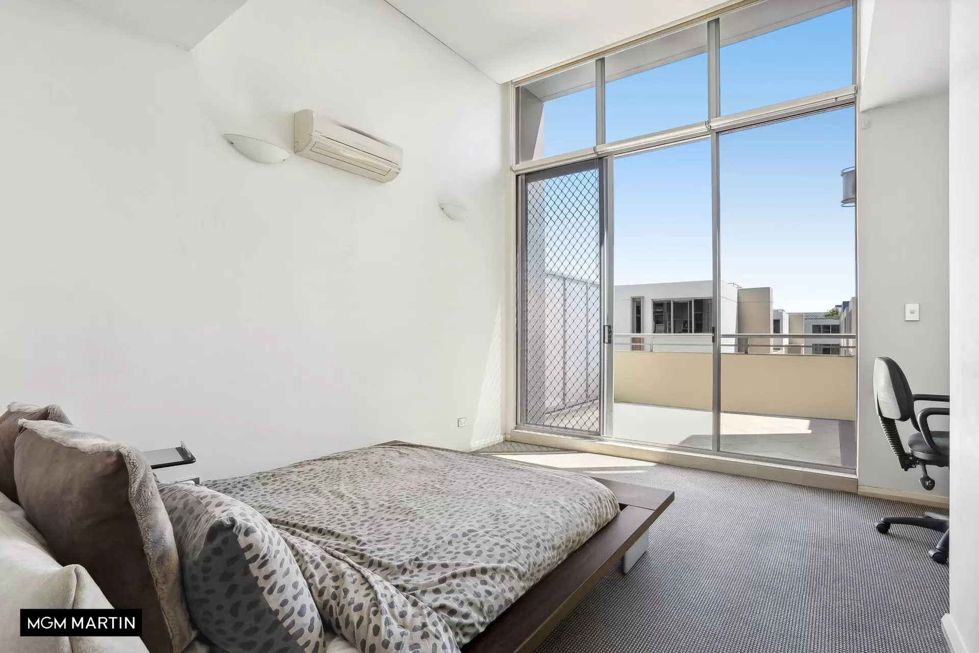327/18 Church Avenue, Mascot Leased by MGM Martin - image 1