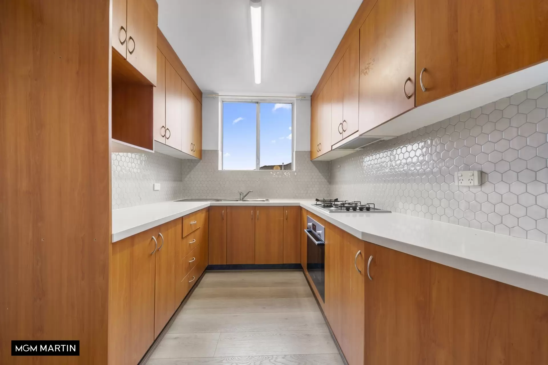 6/193 Gardeners Road, Eastlakes Sold by MGM Martin - image 1