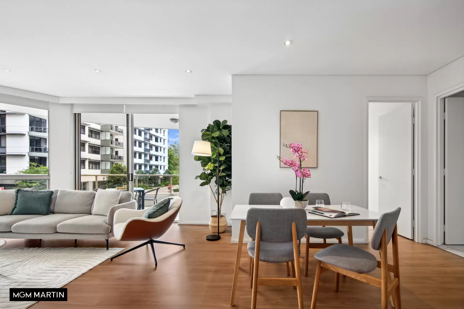 20/22 Crystal Street, Waterloo Sold by MGM Martin - image 1