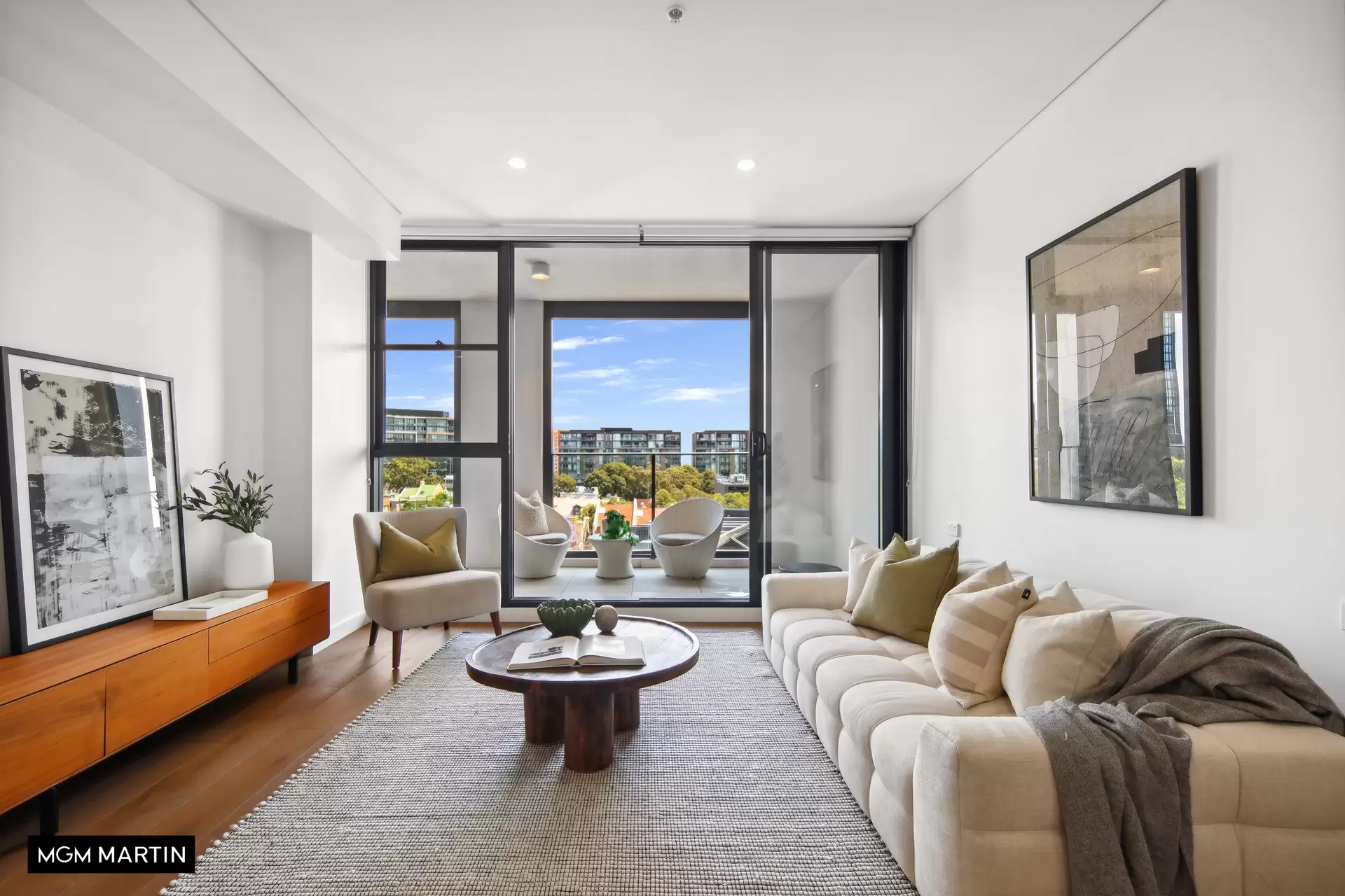 2514/6 Kingsborough Way, Zetland Sold by MGM Martin - image 1