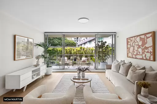 13/2 Hutchinson Walk, Zetland Sold by MGM Martin