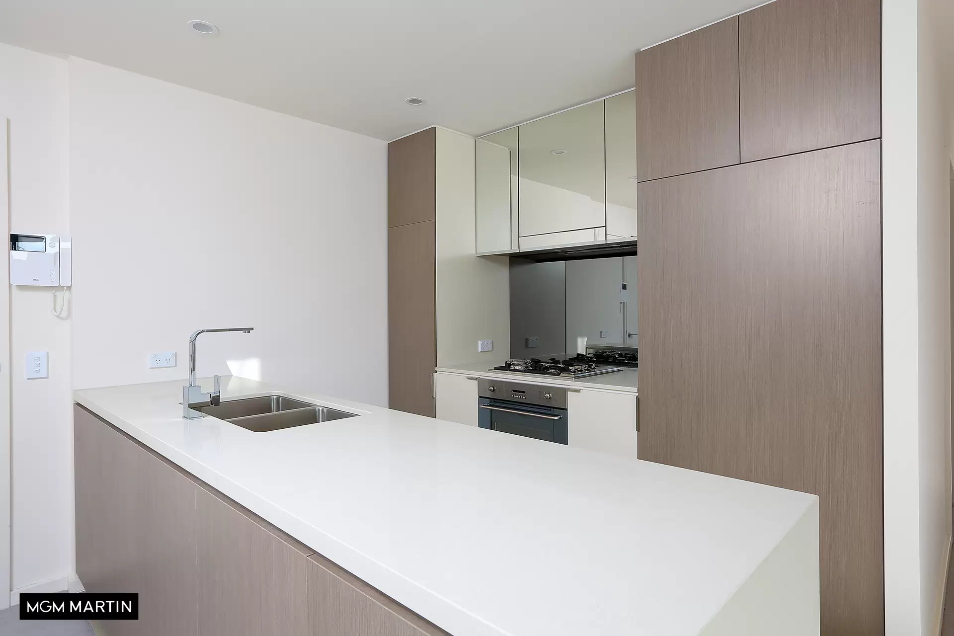 651/2c Defries Avenue, Zetland Leased by MGM Martin - image 1