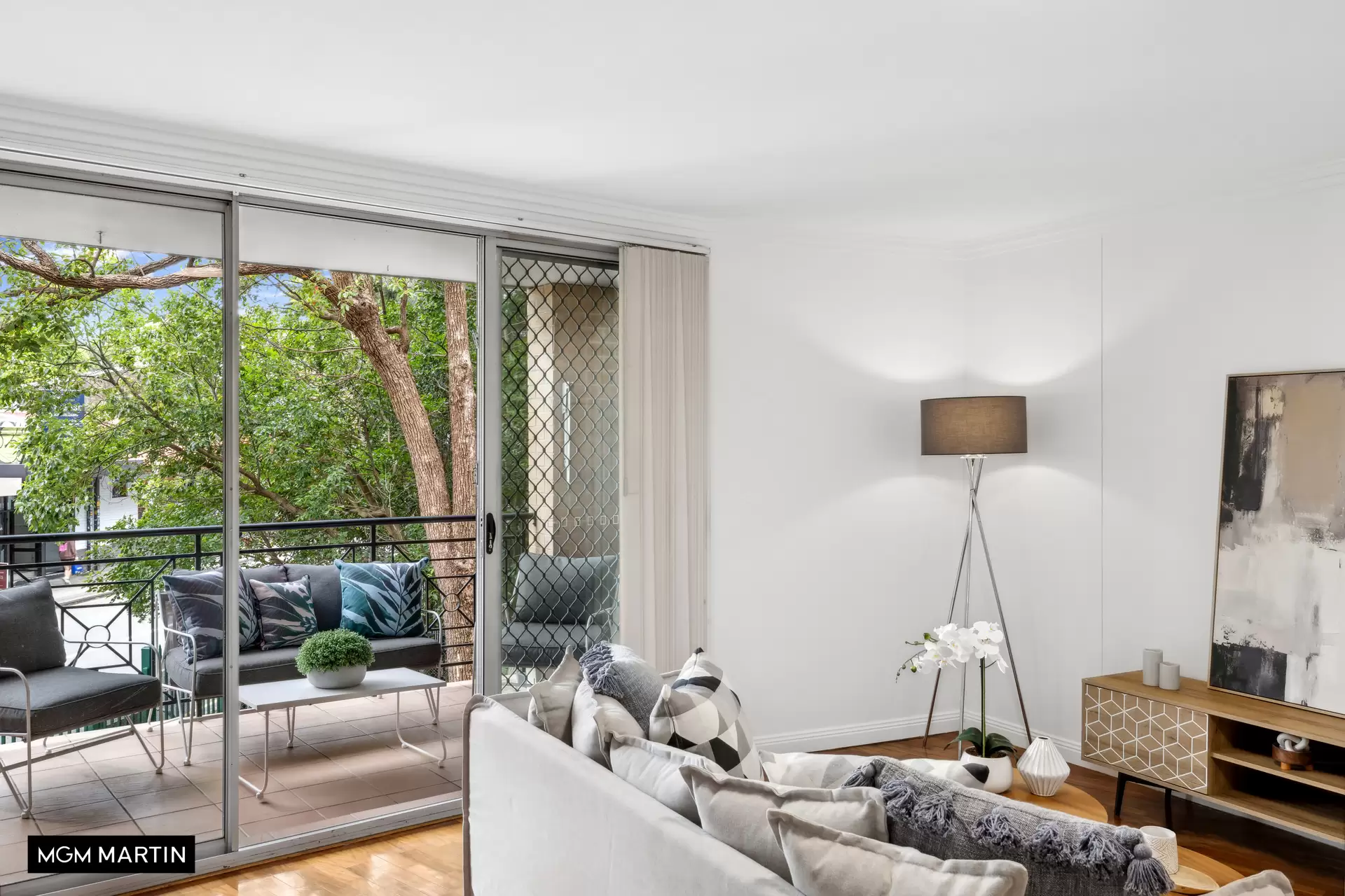 8/480 King Street, Newtown Sold by MGM Martin - image 1