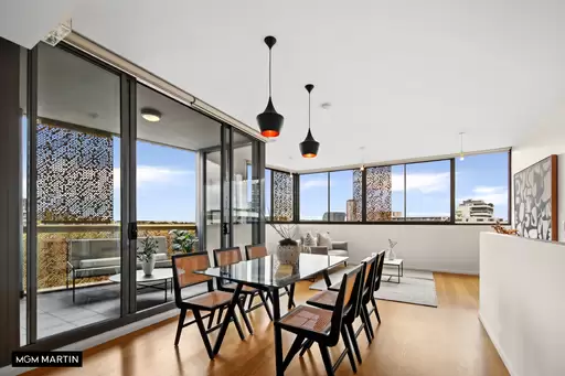 709/17 Gadigal Avenue, Zetland Sold by MGM Martin