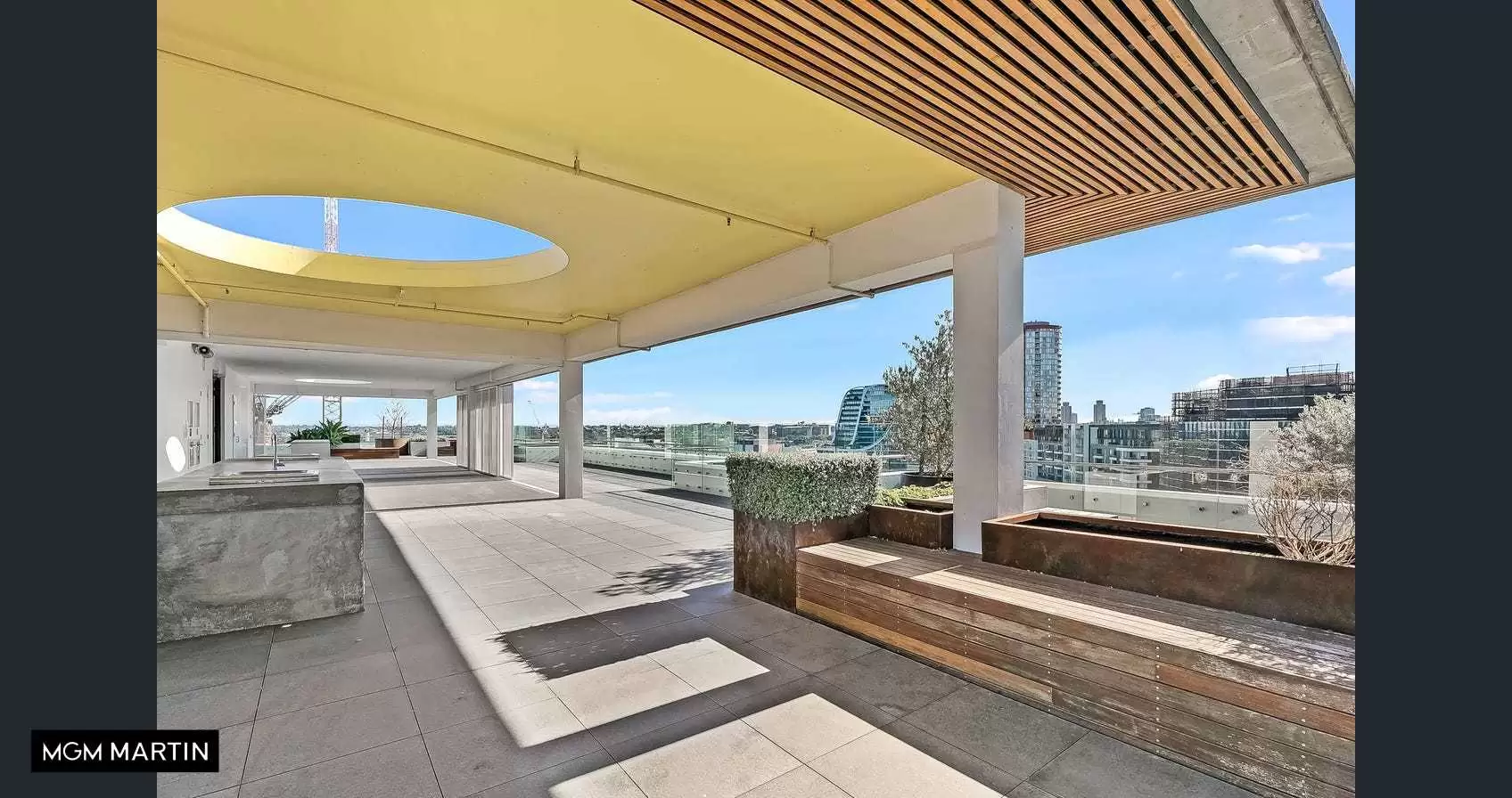 207/6 Paul Street, Zetland Sold by MGM Martin - image 1