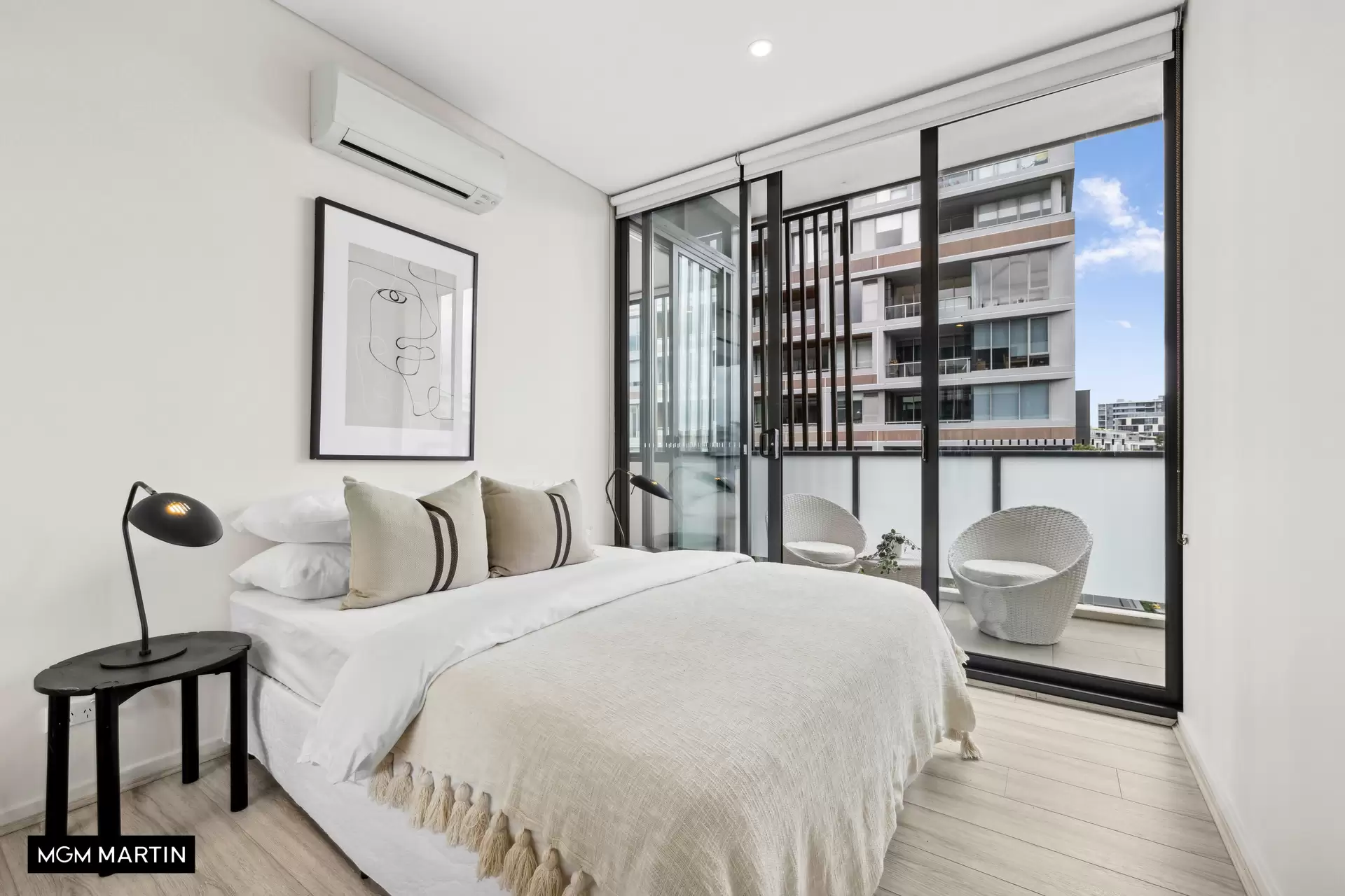 553/2C Defries Avenue, Zetland Sold by MGM Martin - image 1