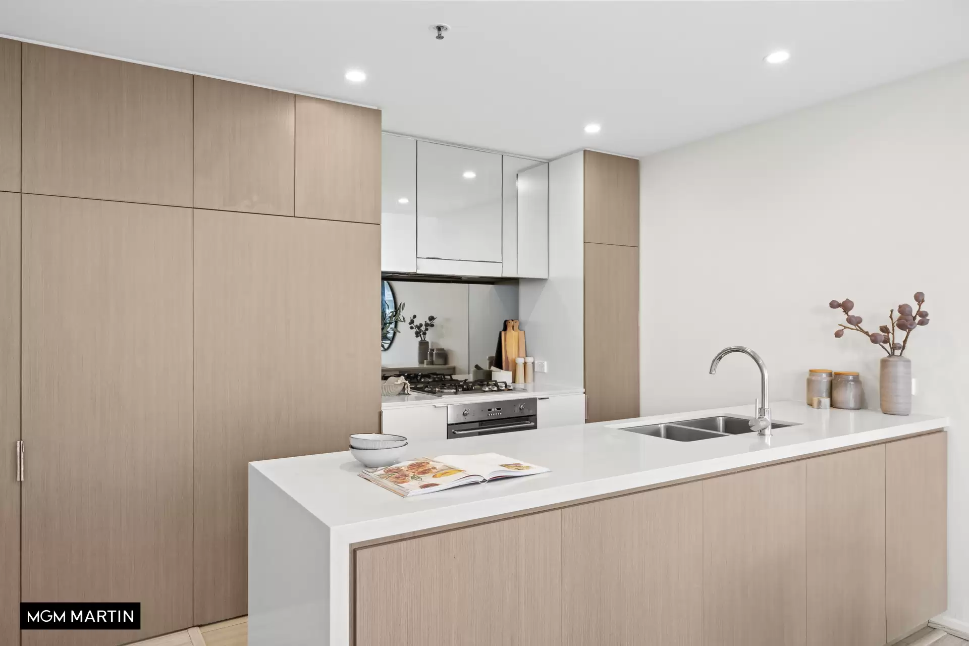 553/2C Defries Avenue, Zetland Sold by MGM Martin - image 1